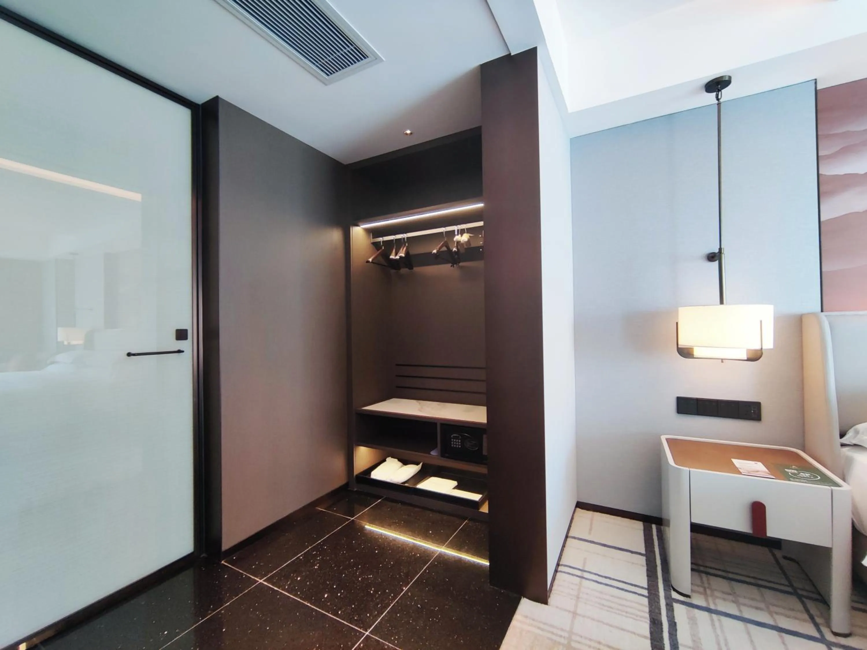 wardrobe in Swissôtel Shenyang