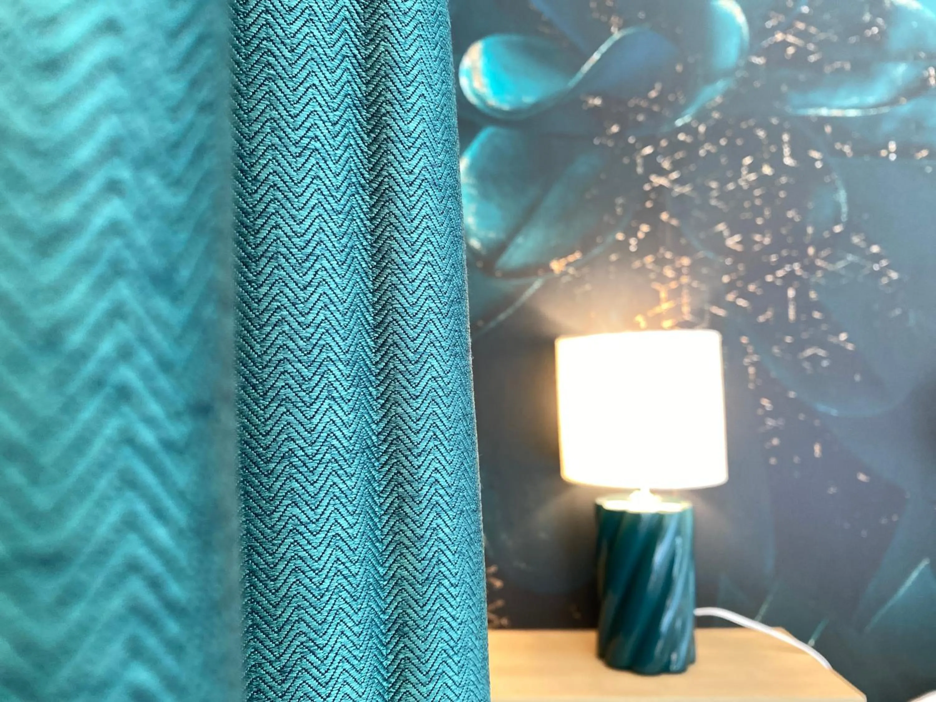 Bedroom in Logis Hôtel Médiéval, Montélimar Nord