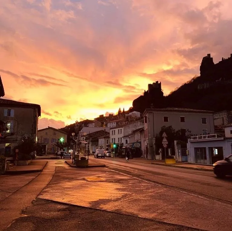 Other in Logis Hôtel Médiéval, Montélimar Nord