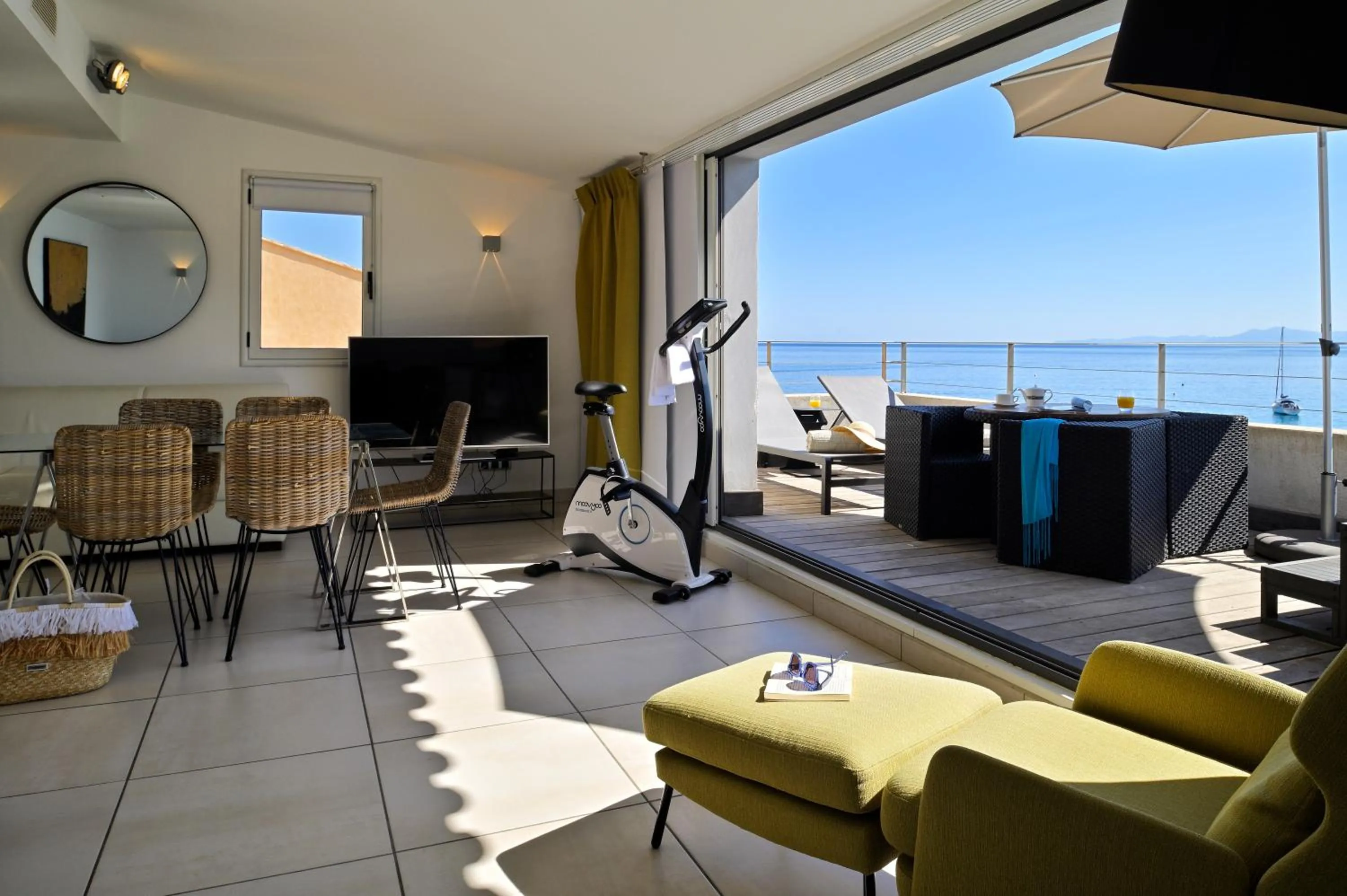 Photo of the whole room in L'Escale Côté Sud