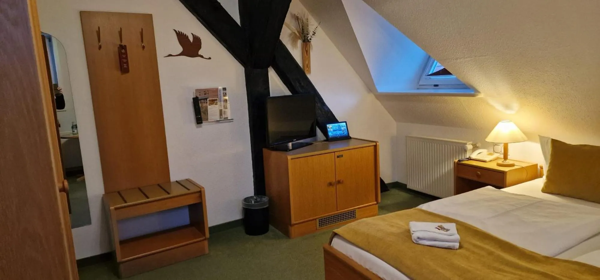 Restaurant/places to eat, Bed in Hotel Am Markt & Brauhaus Stadtkrug