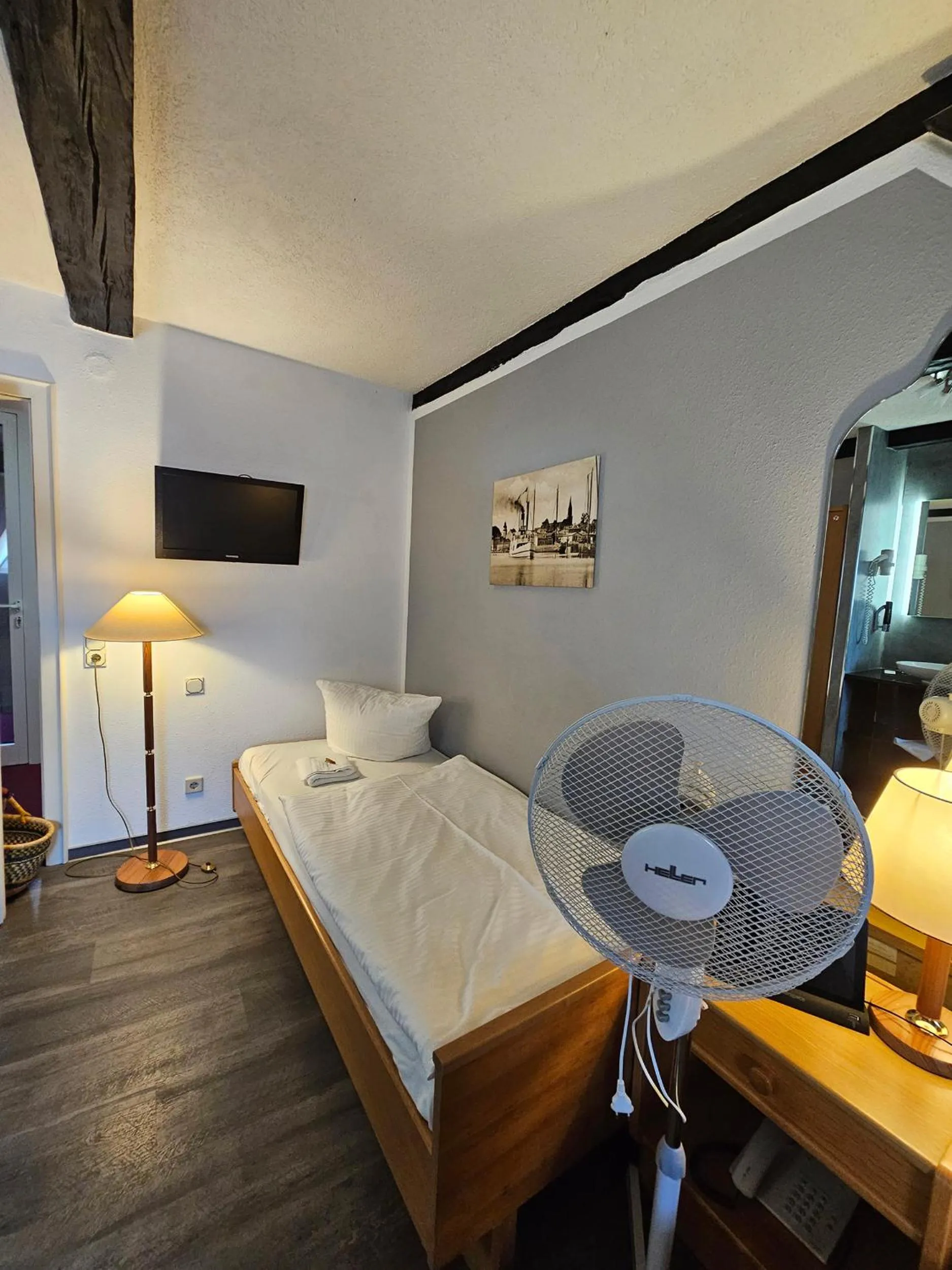 Bed in Hotel Am Markt & Brauhaus Stadtkrug