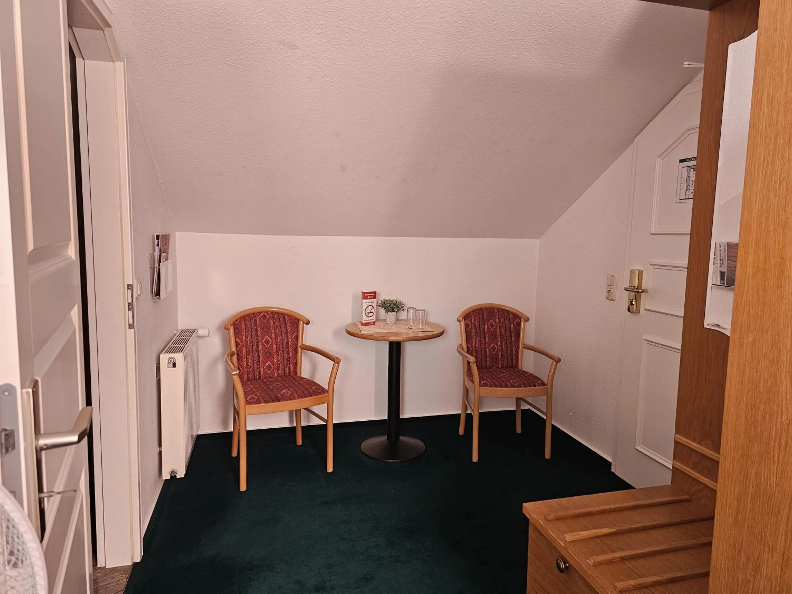 Photo of the whole room in Hotel Am Markt & Brauhaus Stadtkrug