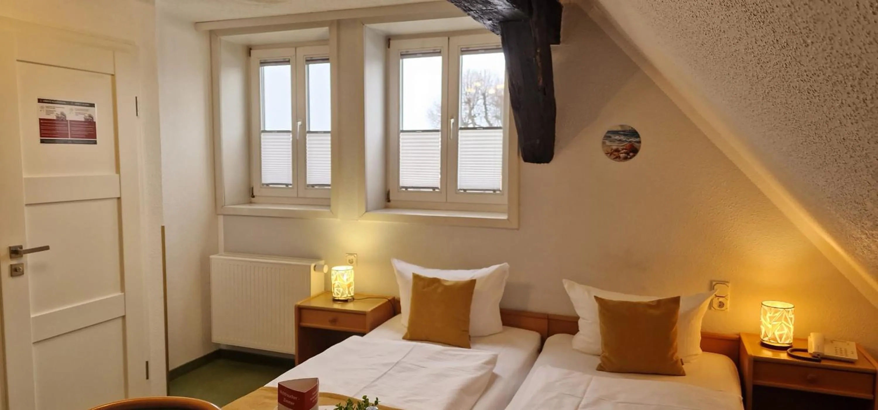 Restaurant/places to eat, Bed in Hotel Am Markt & Brauhaus Stadtkrug
