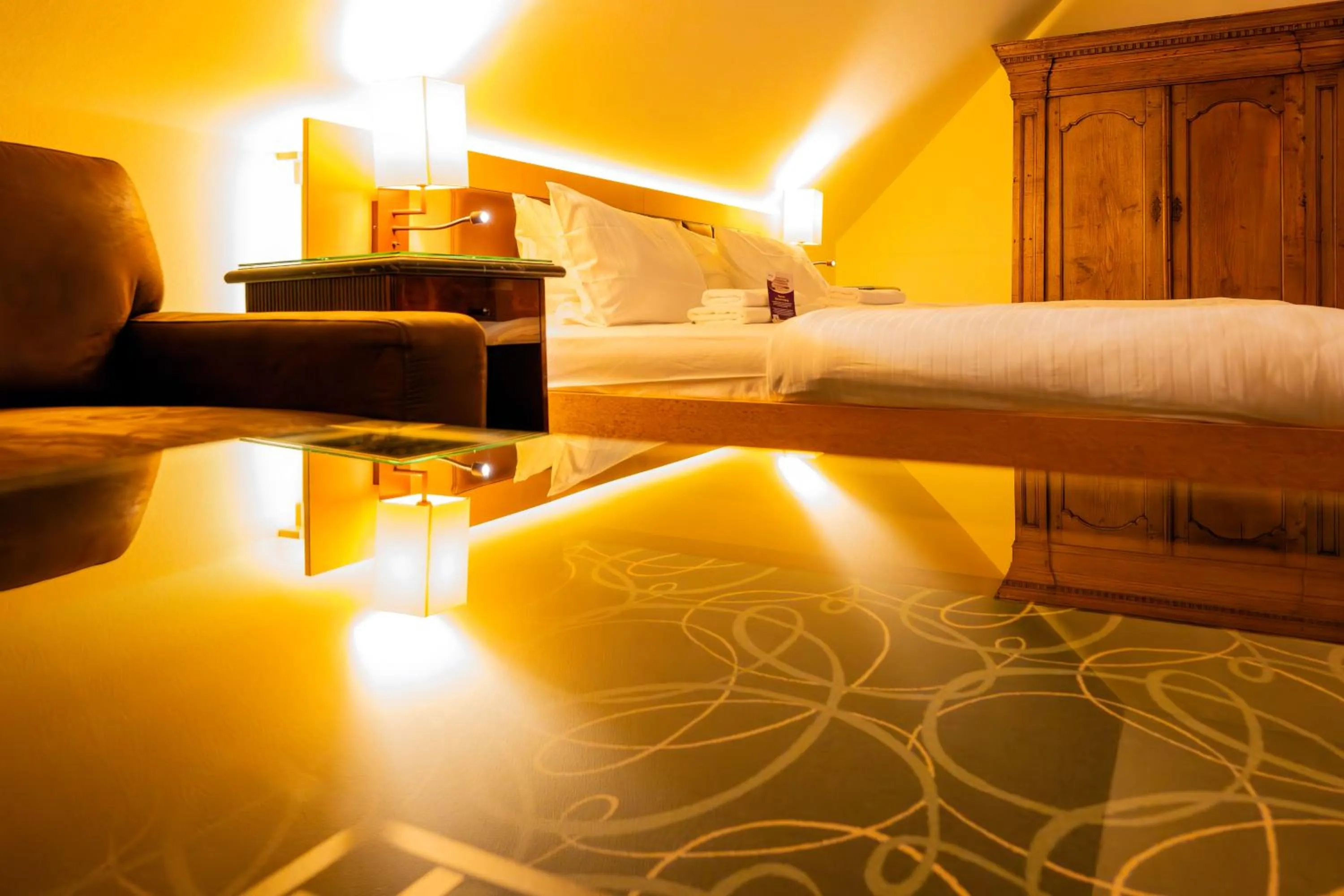 Photo of the whole room, Bed in Zeitgeist Rathen by STEIGER Hotels