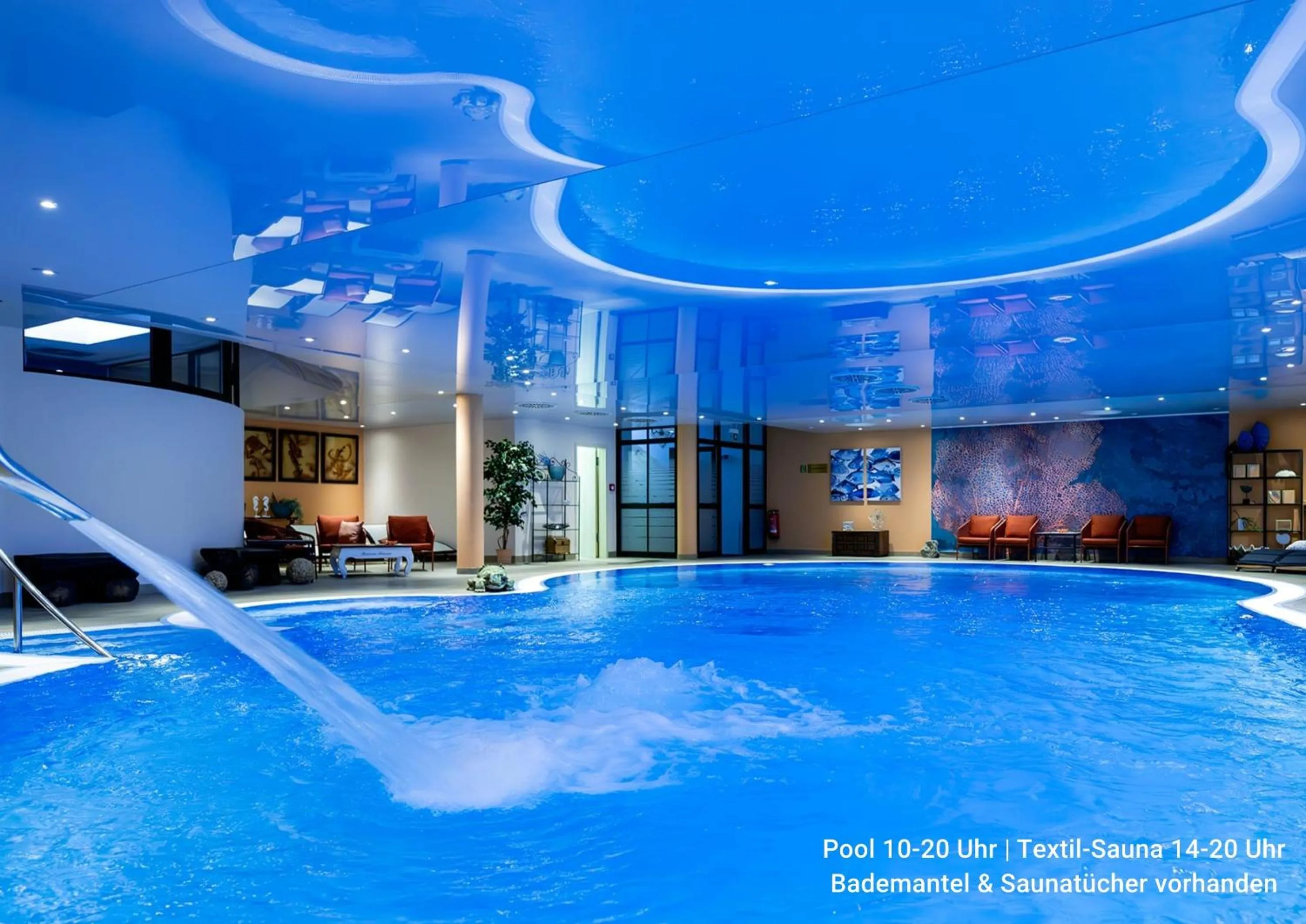 Swimming pool in Zeitgeist Rathen by STEIGER Hotels