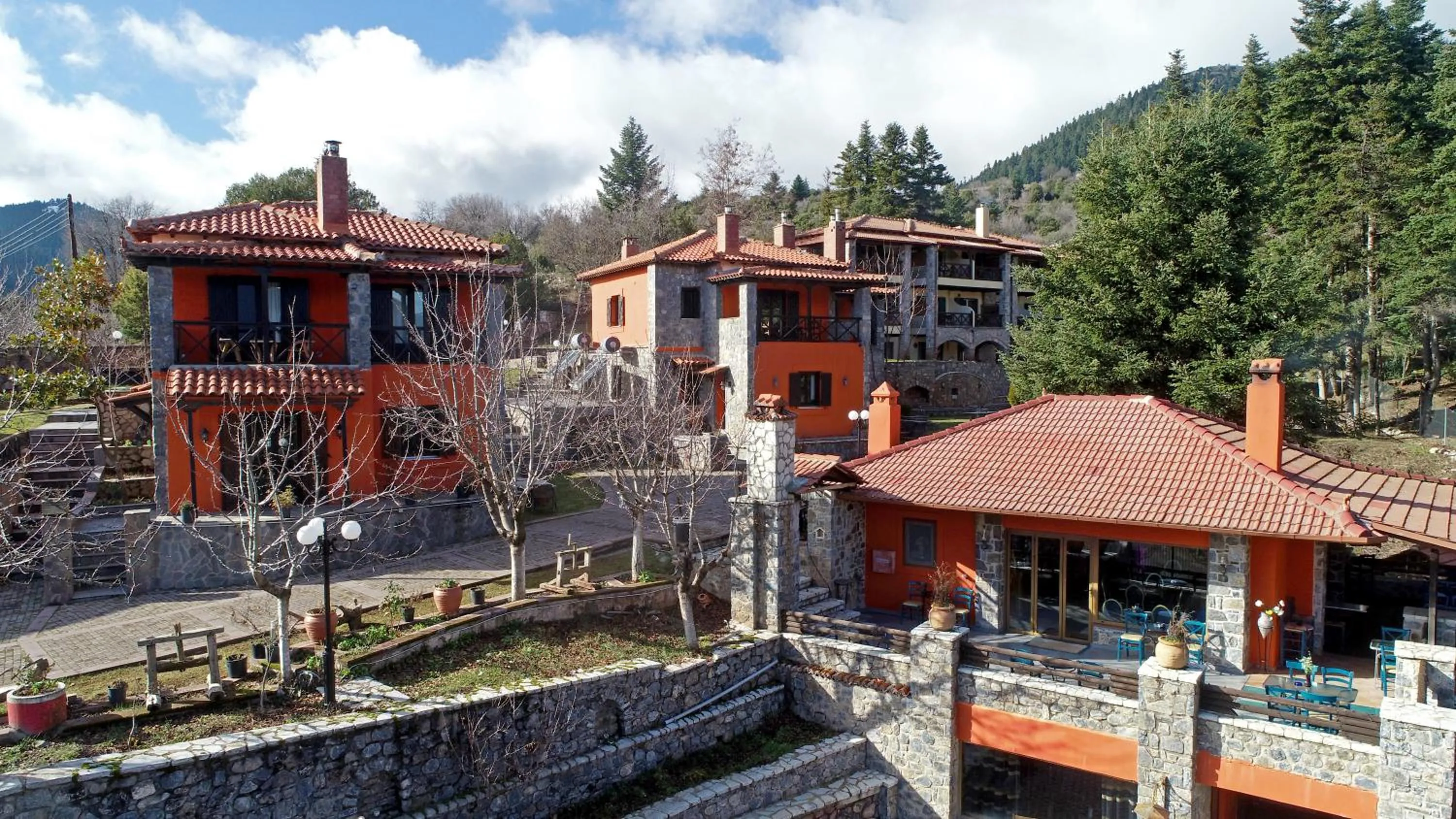 Property building in CHALET ELATI