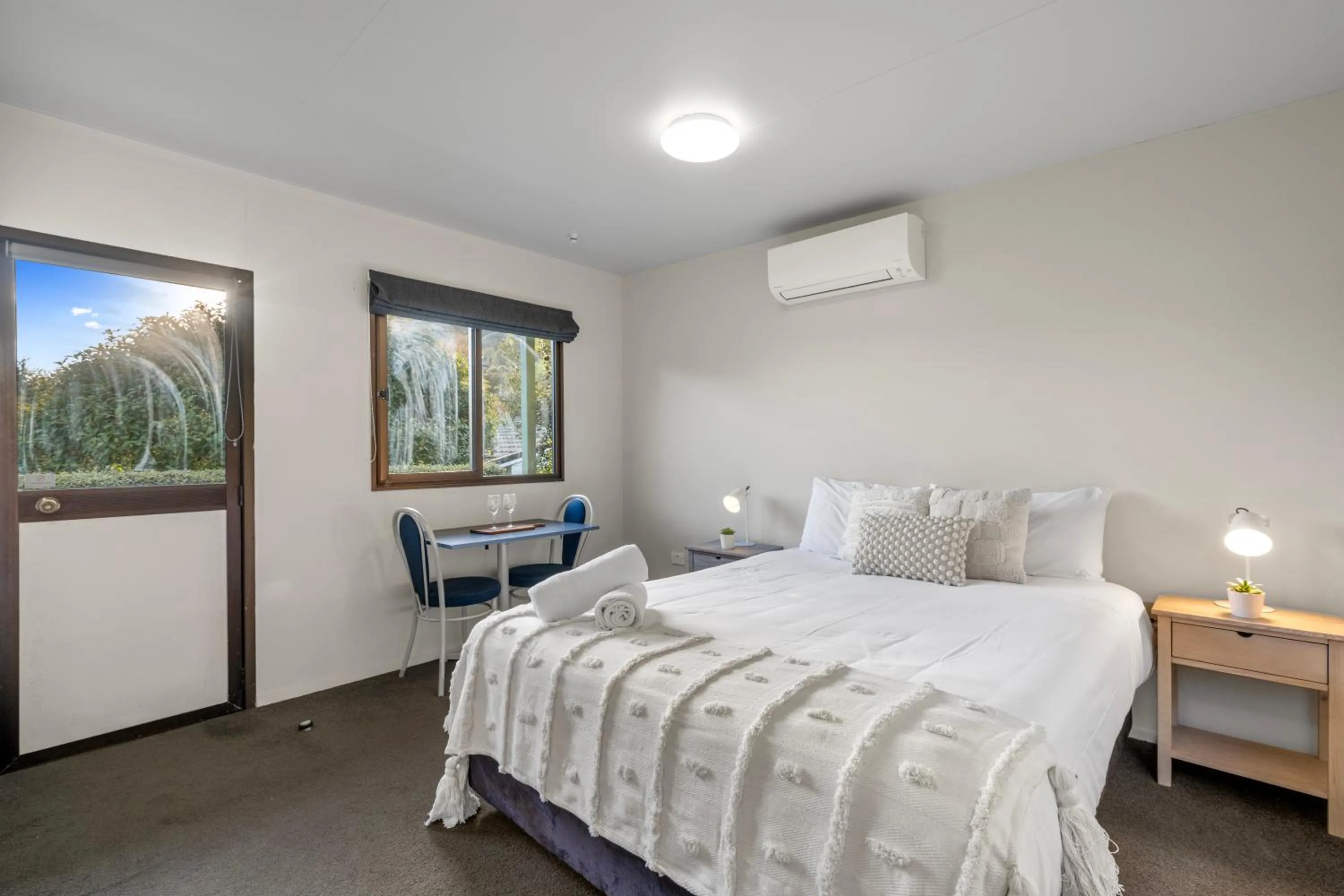 Bed in Tasman Holiday Parks Picton