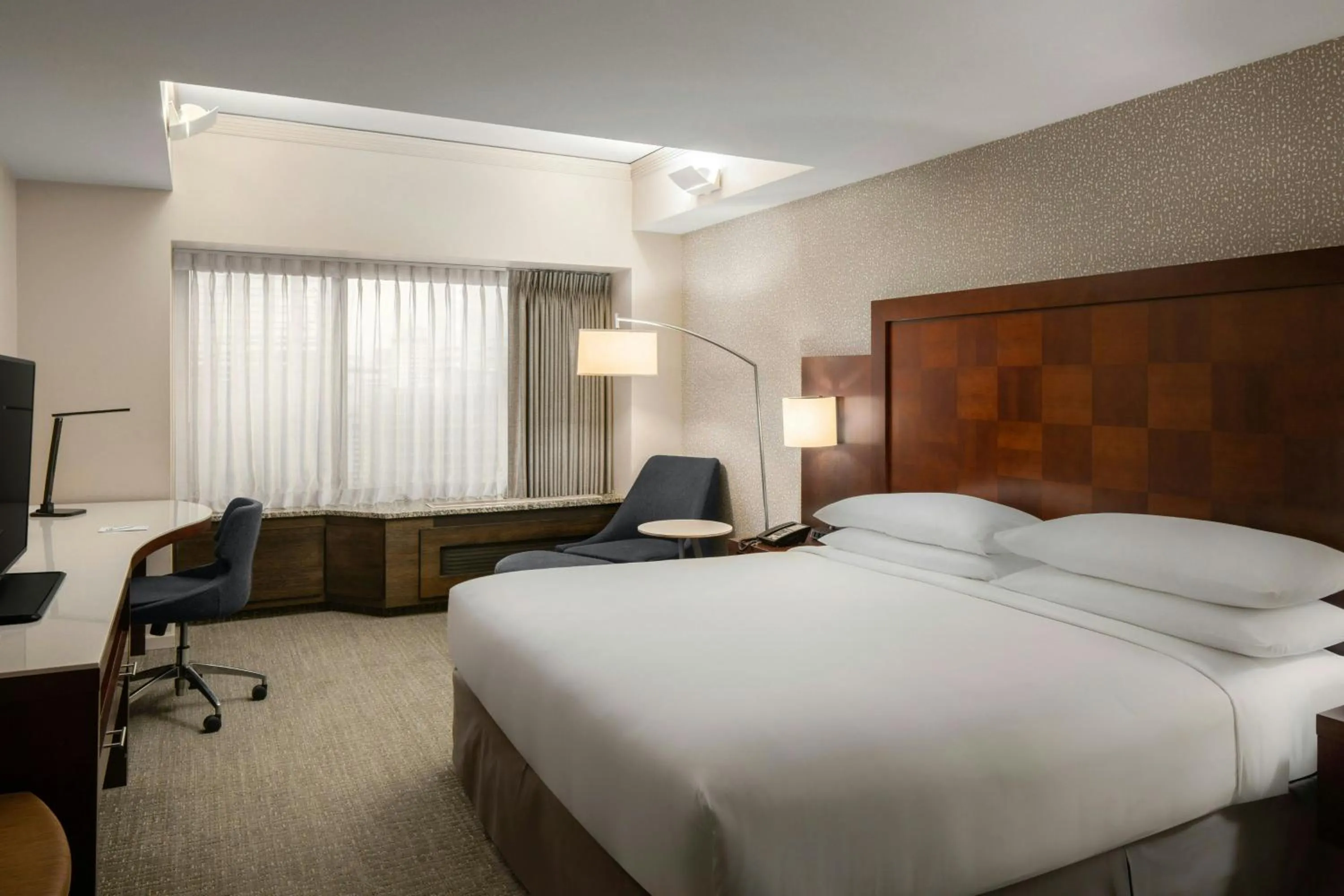 Photo of the whole room, Bed in Renaissance Seattle Hotel