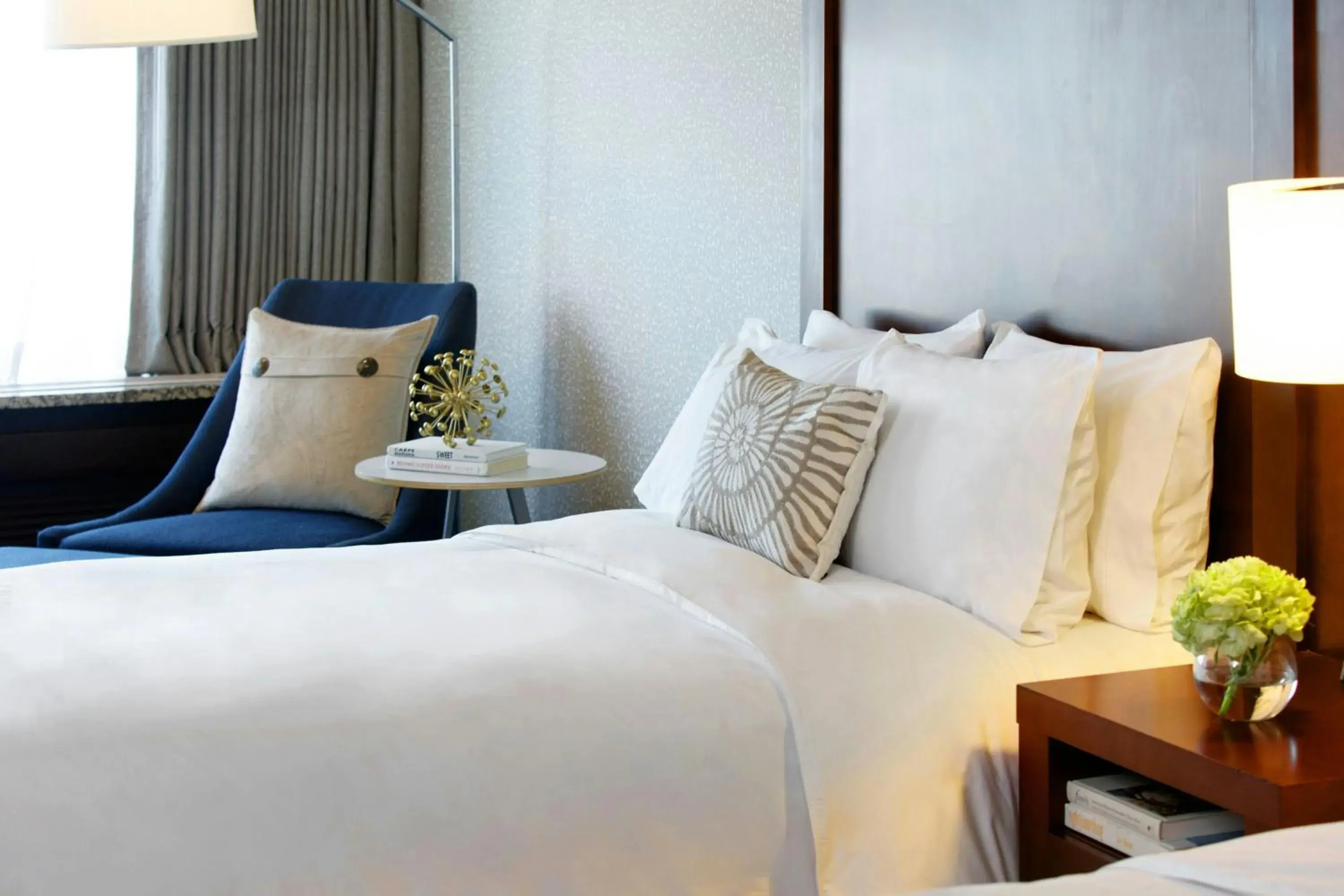 Guest Room with Two Double Beds in Renaissance Seattle Hotel Guest Room with Two Double Beds in Renaissance Seattle Hotel