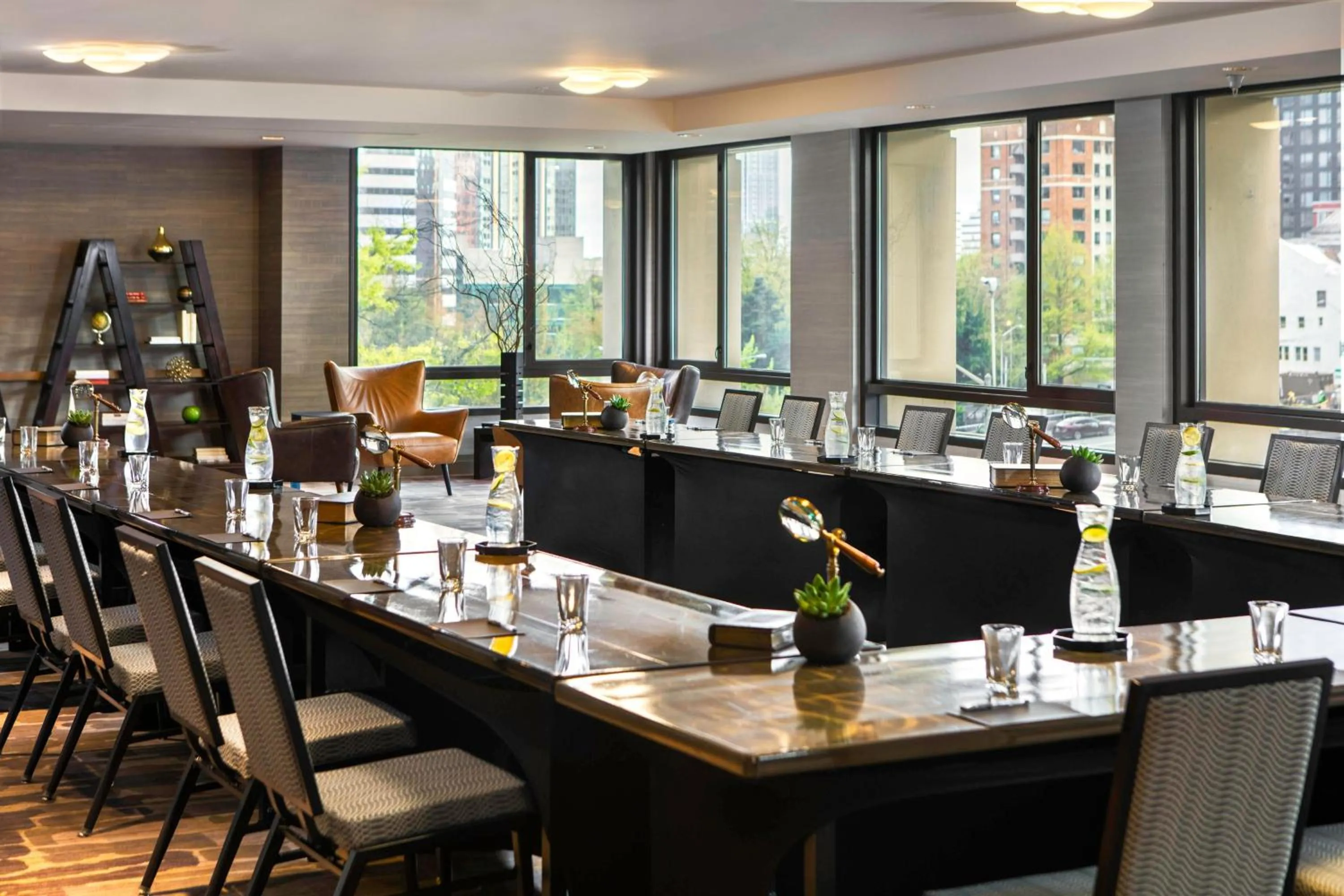 Meeting/conference room in Renaissance Seattle Hotel