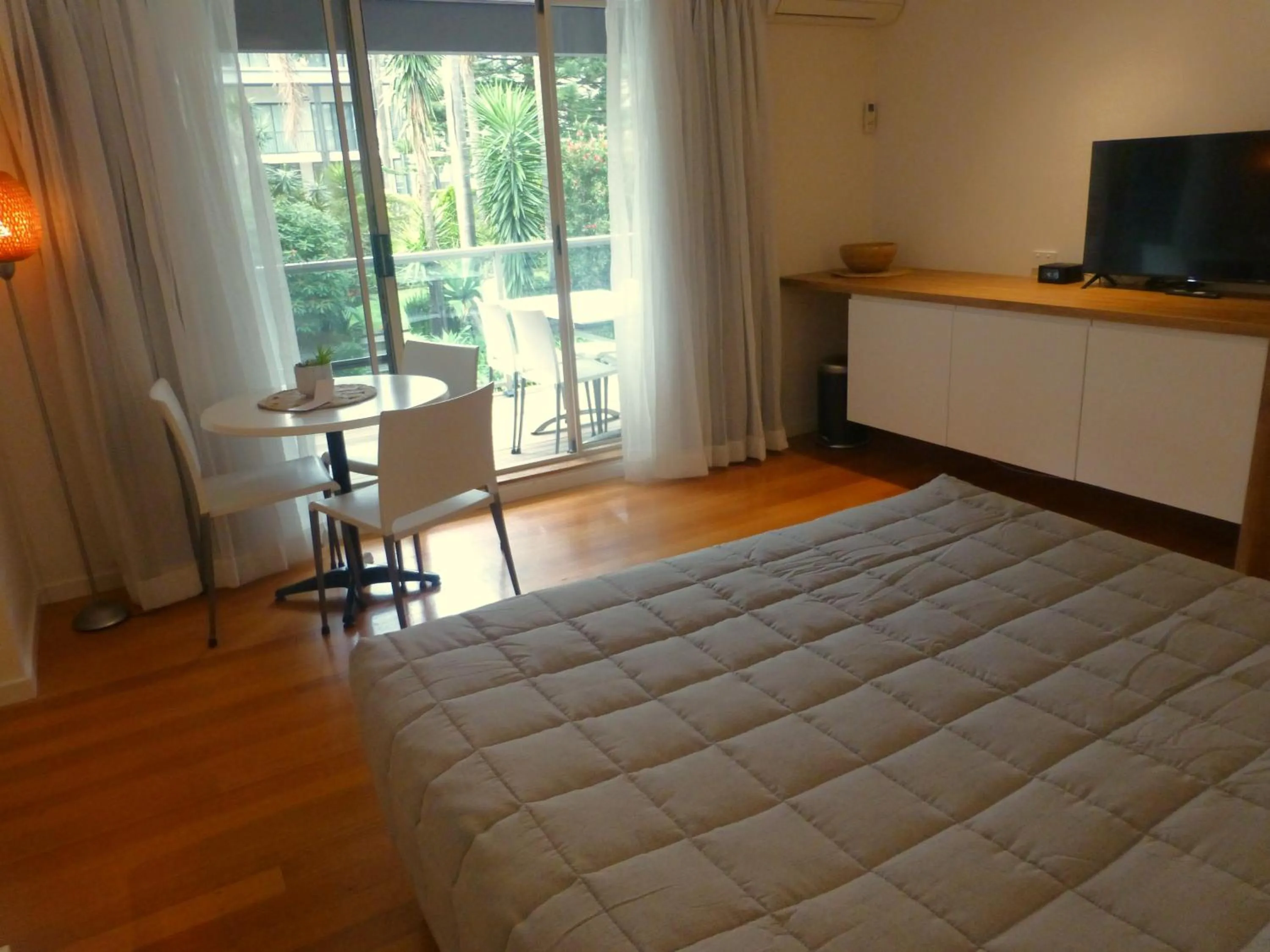 Bedroom, Bed in Park Ridge Retreat