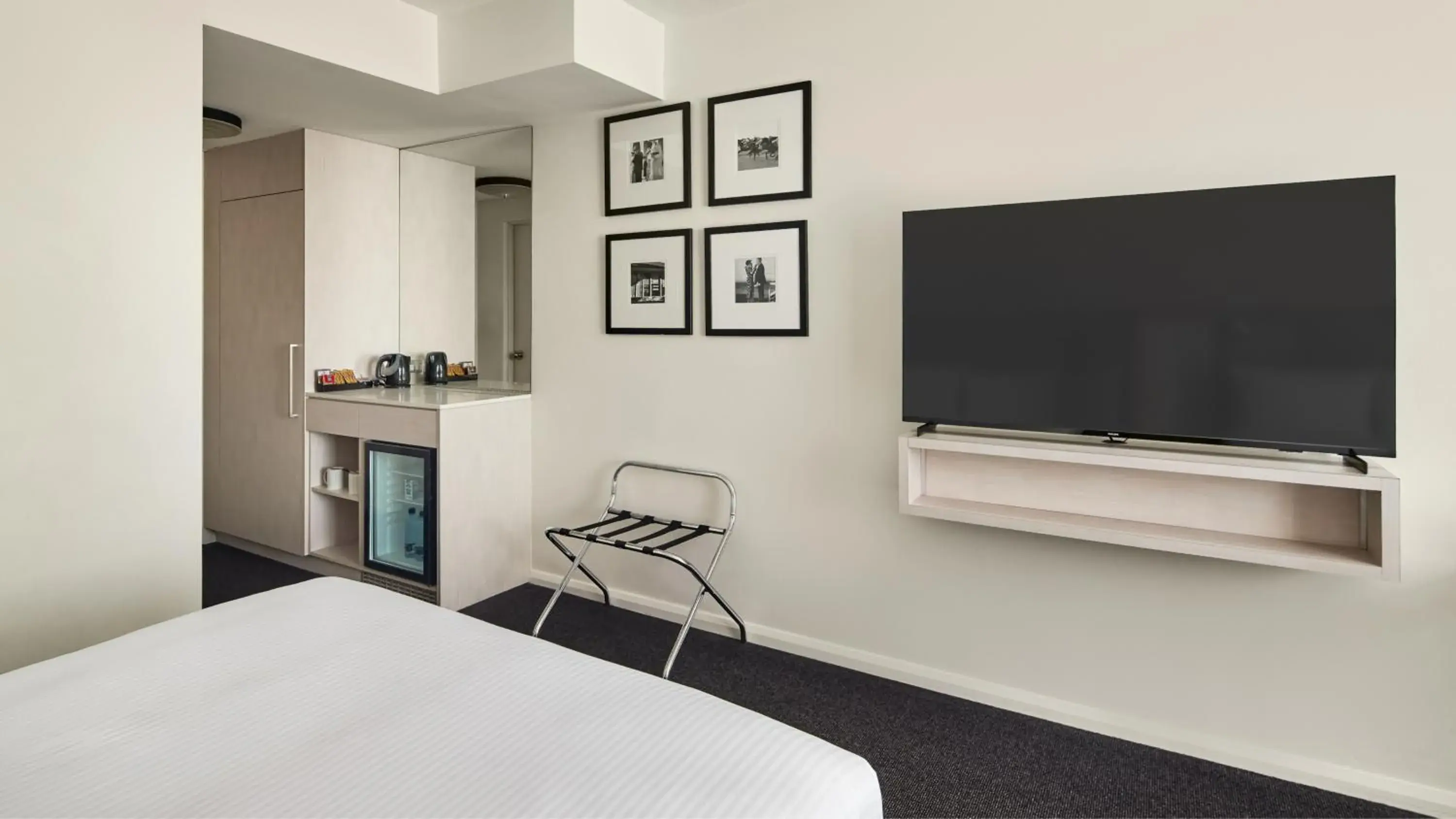 Standard Room in Holiday Inn Warwick Farm by IHG Standard Room in Holiday Inn Warwick Farm by IHG