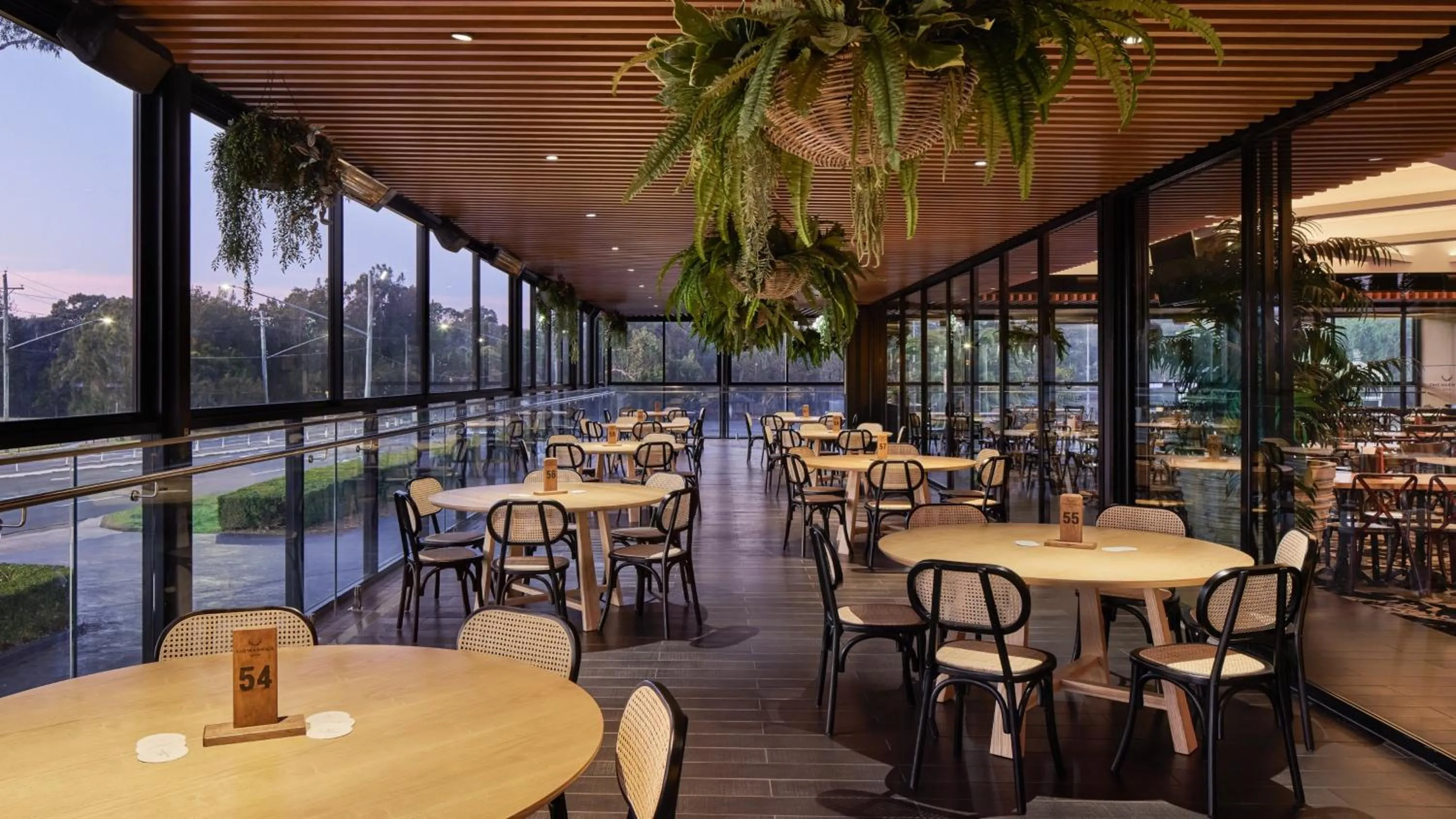 Restaurant/places to eat in Holiday Inn Warwick Farm by IHG