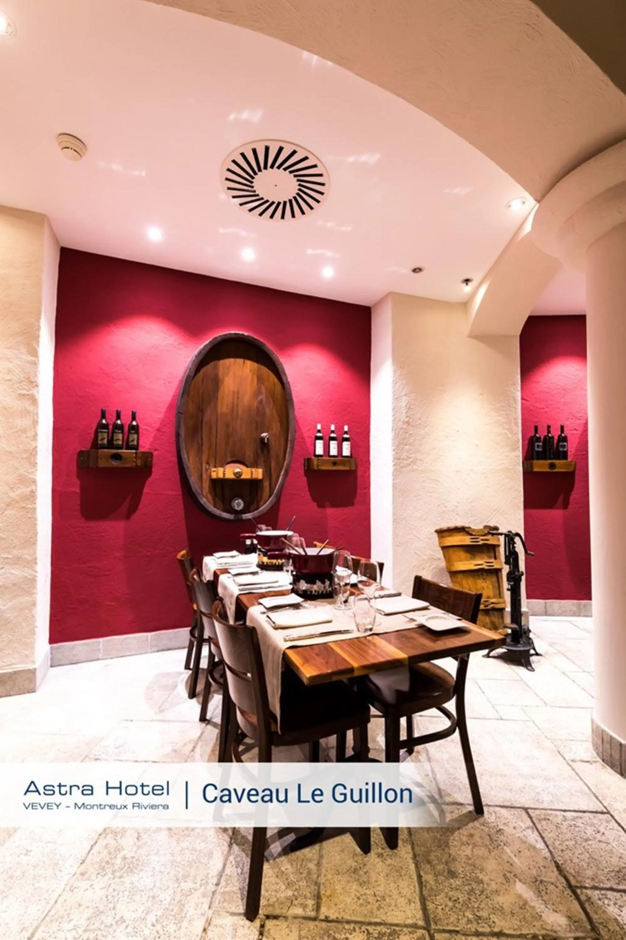 Dining area in Astra Vevey Hotel & Restaurant