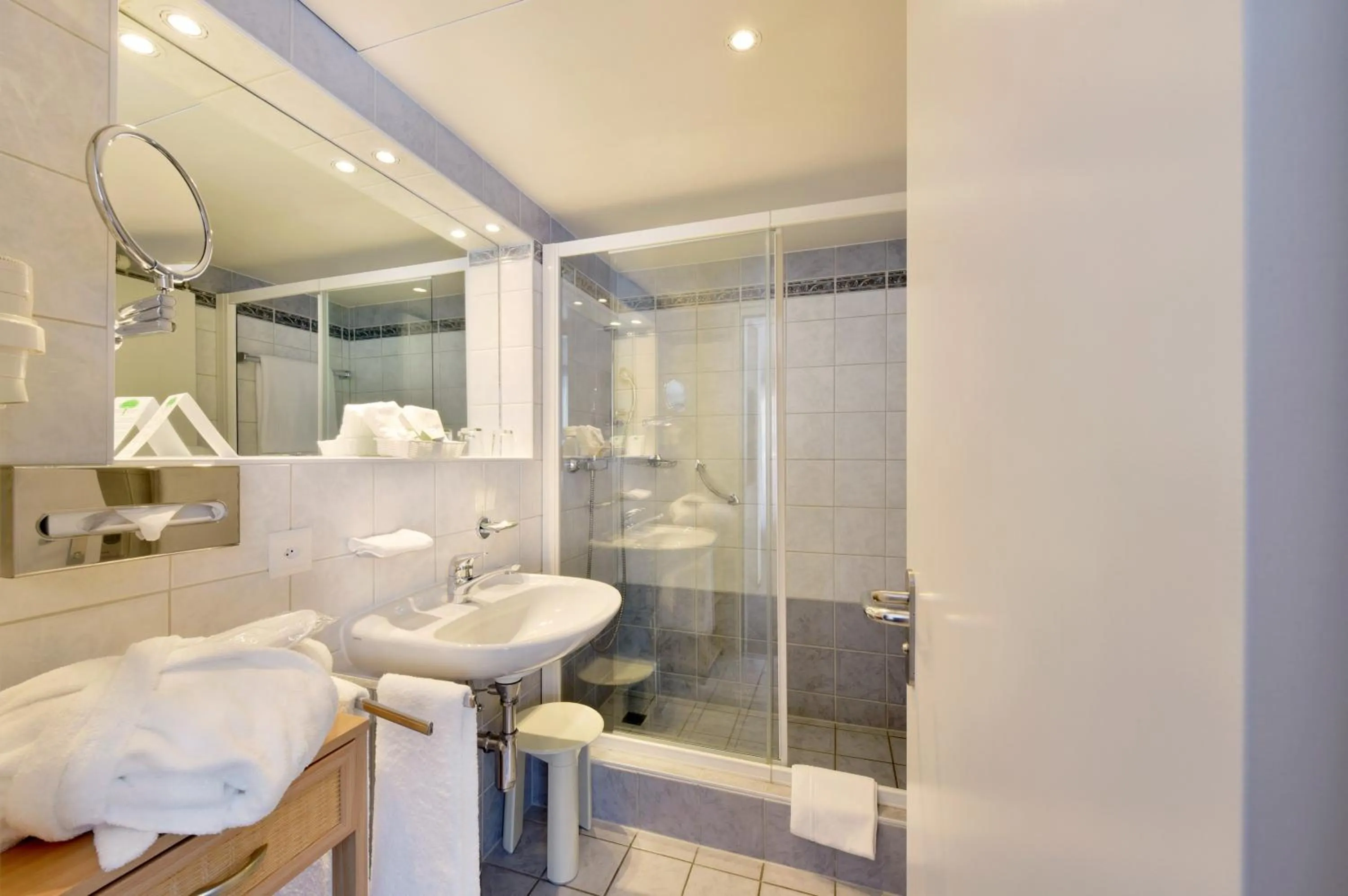 Bathroom in Astra Vevey Hotel & Restaurant