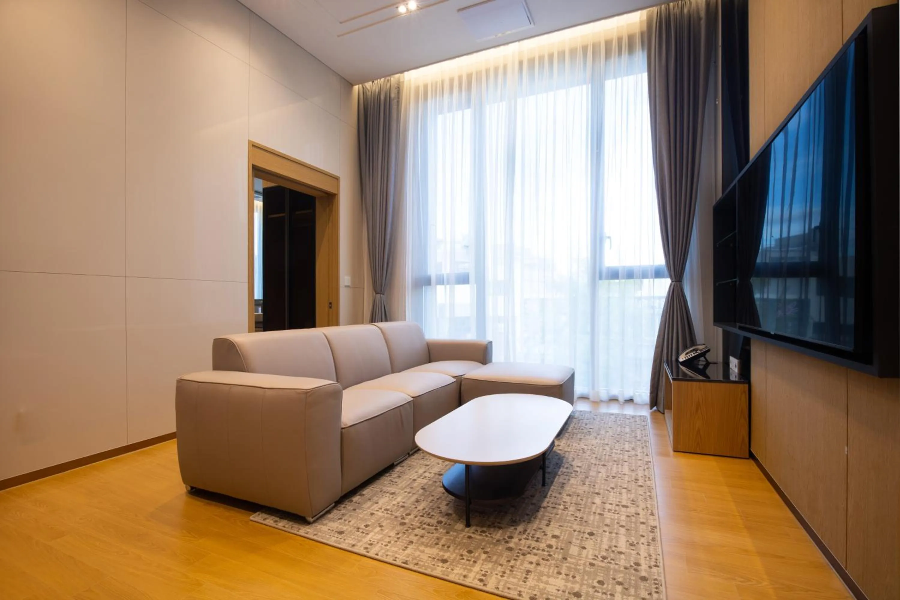 Living room in Jeonju Tourist Hotel kkotsim