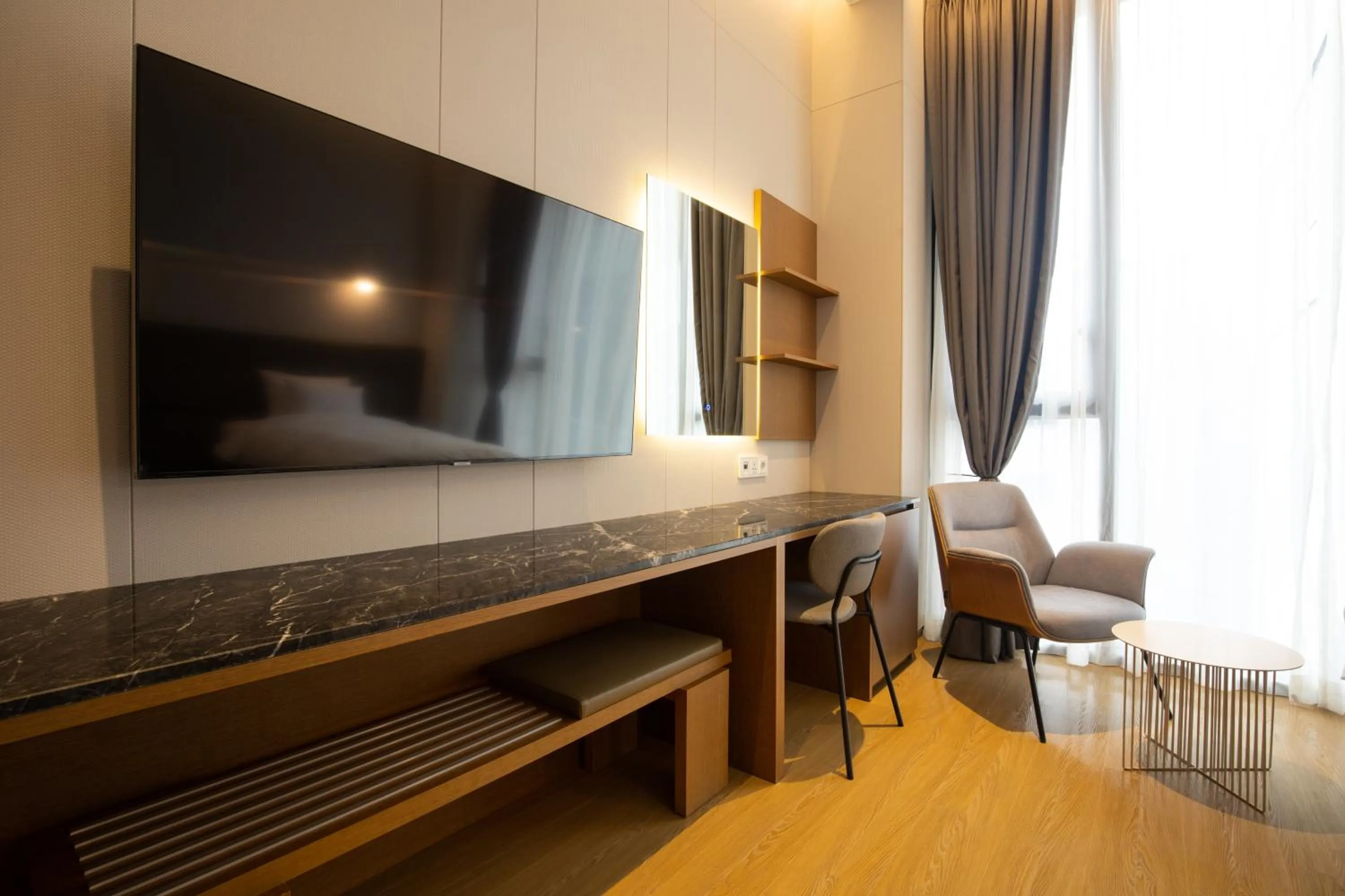 TV and multimedia in Jeonju Tourist Hotel kkotsim