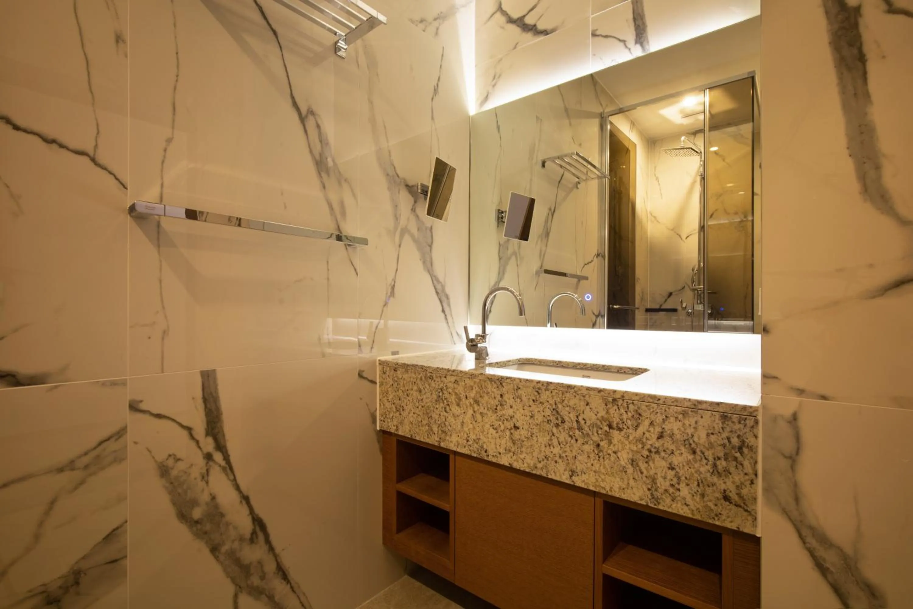 Bathroom in Jeonju Tourist Hotel kkotsim