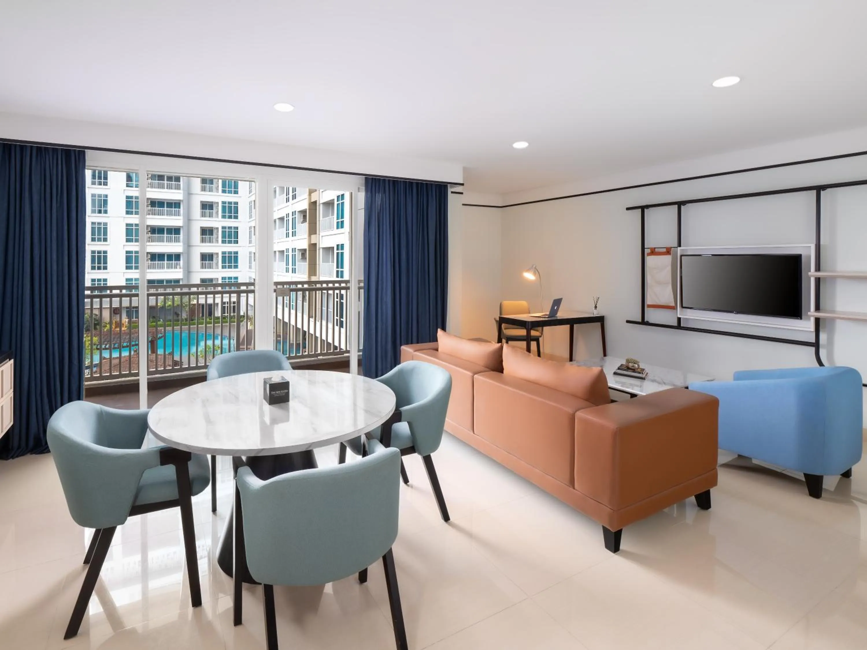 Living room in The Reiz Suites, ARTOTEL Curated