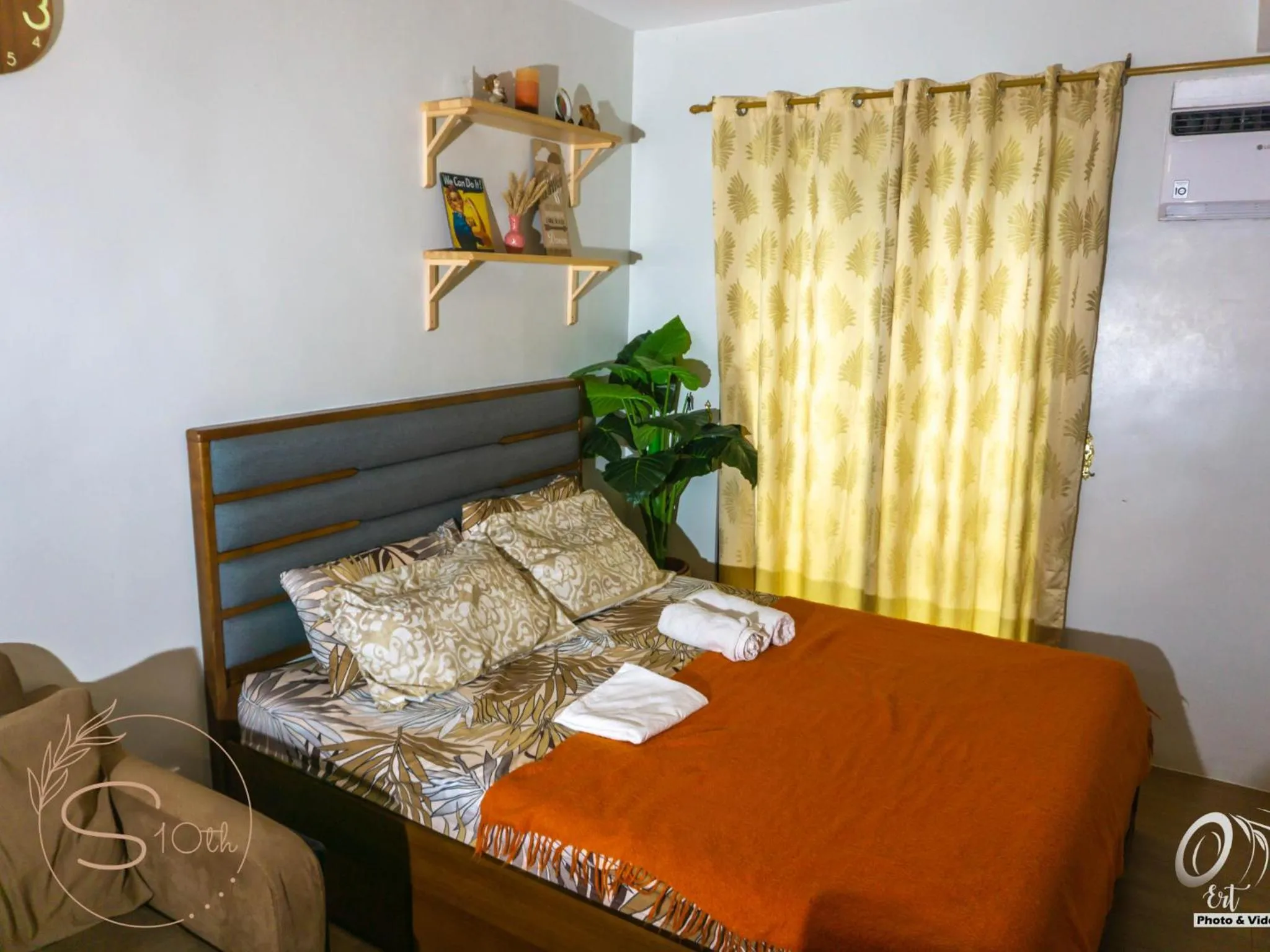 Bed in Summer10th Pinesuites Scandi Minimalist Deluxe