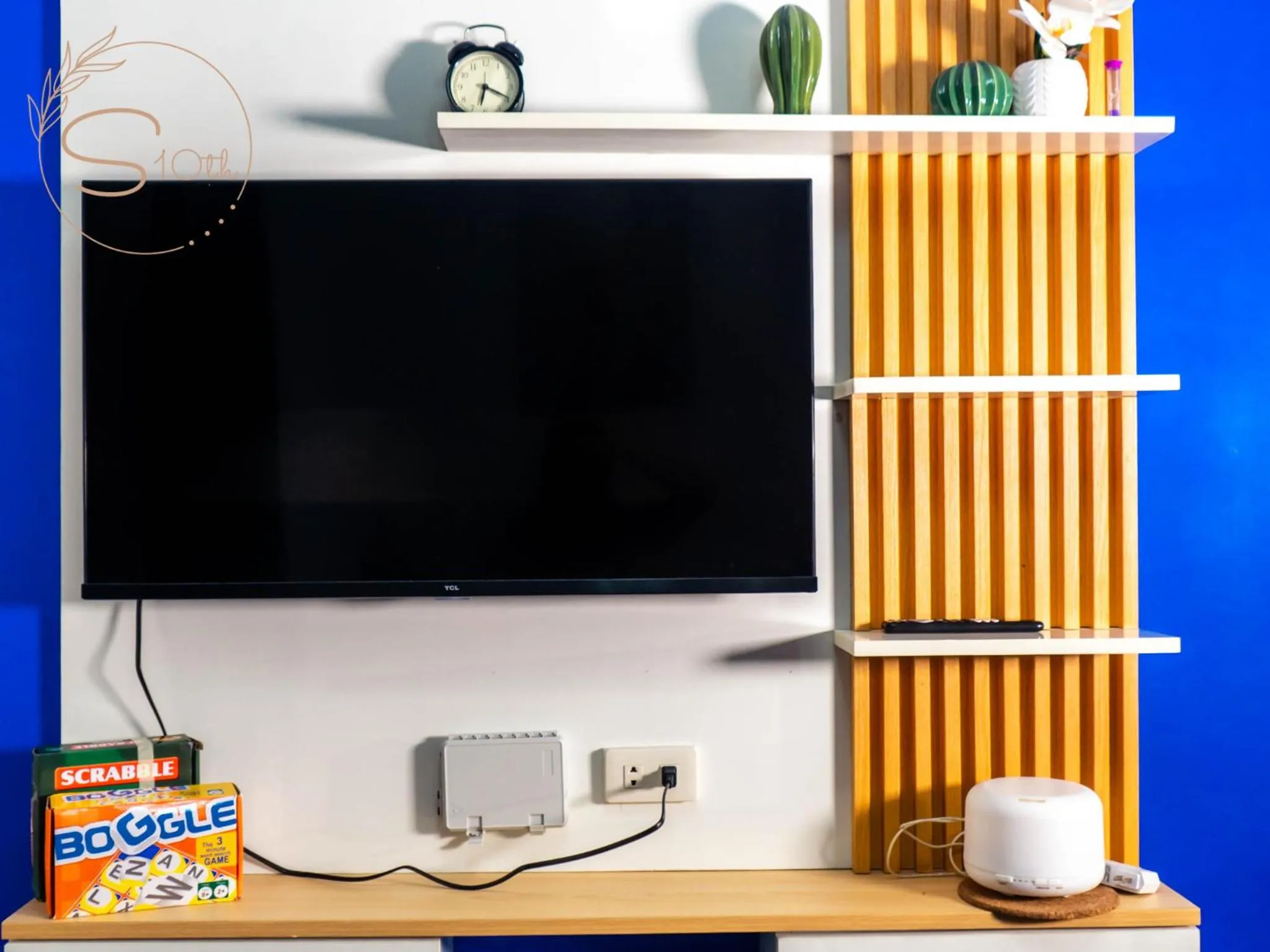 Summer10th Pinesuites Scandi Minimalist Deluxe