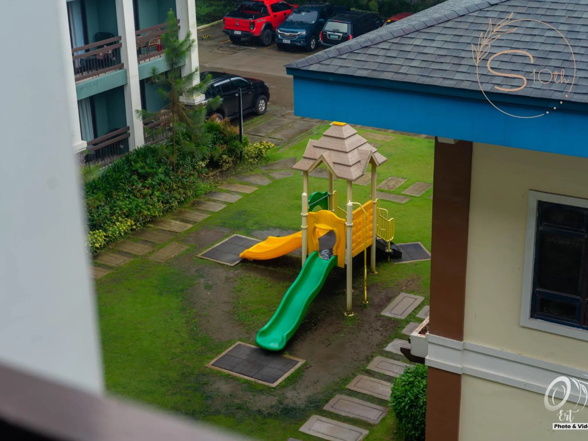 Summer10th Pinesuites Scandi Minimalist Deluxe