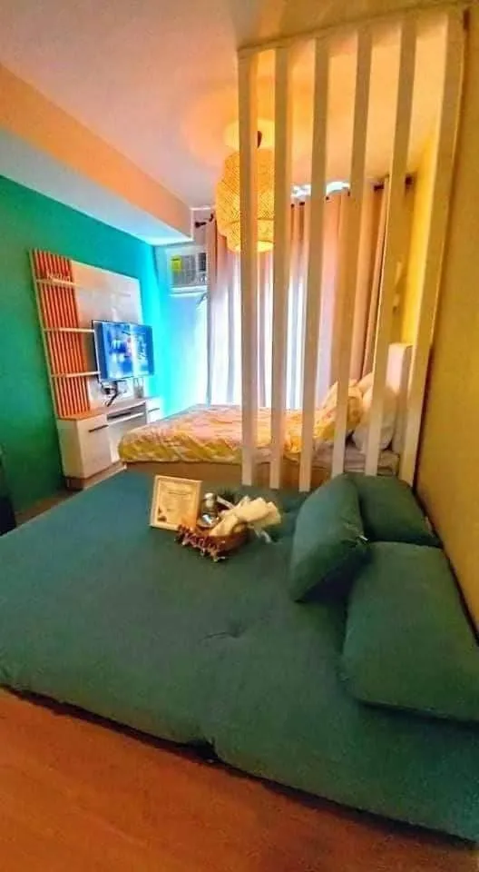 Bed in Summer10th Pinesuites Scandi Minimalist Deluxe