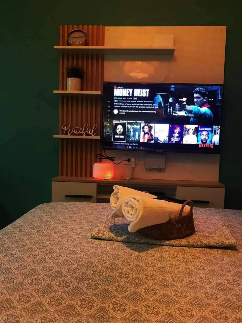 Bed in Summer10th Pinesuites Scandi Minimalist Deluxe