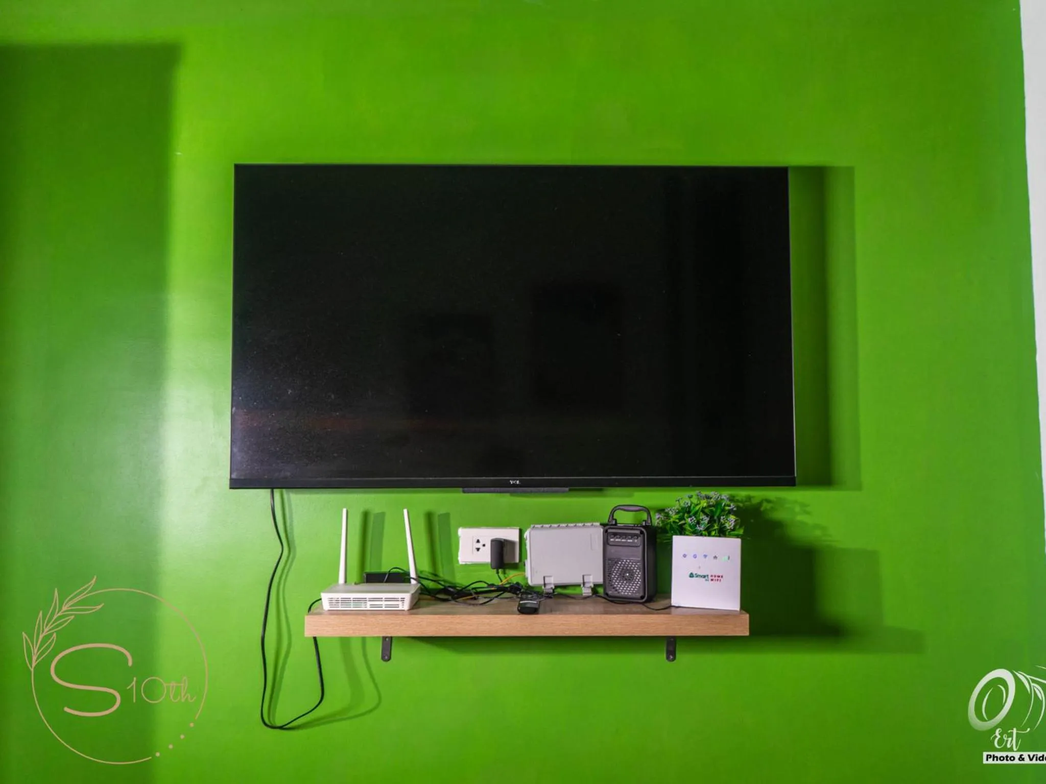 Summer10th Pinesuites Scandi Minimalist Deluxe