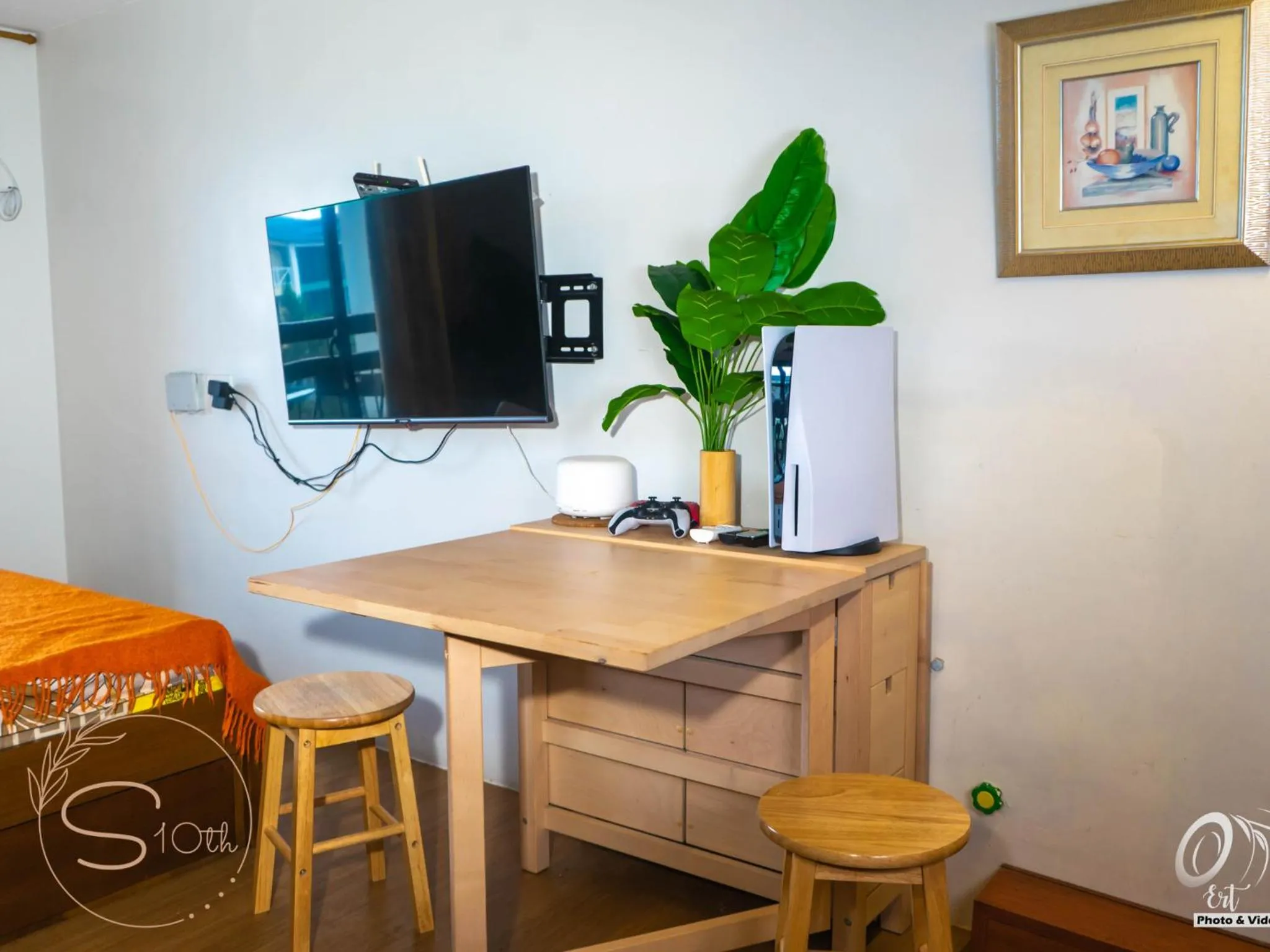 Summer10th Pinesuites Scandi Minimalist Deluxe