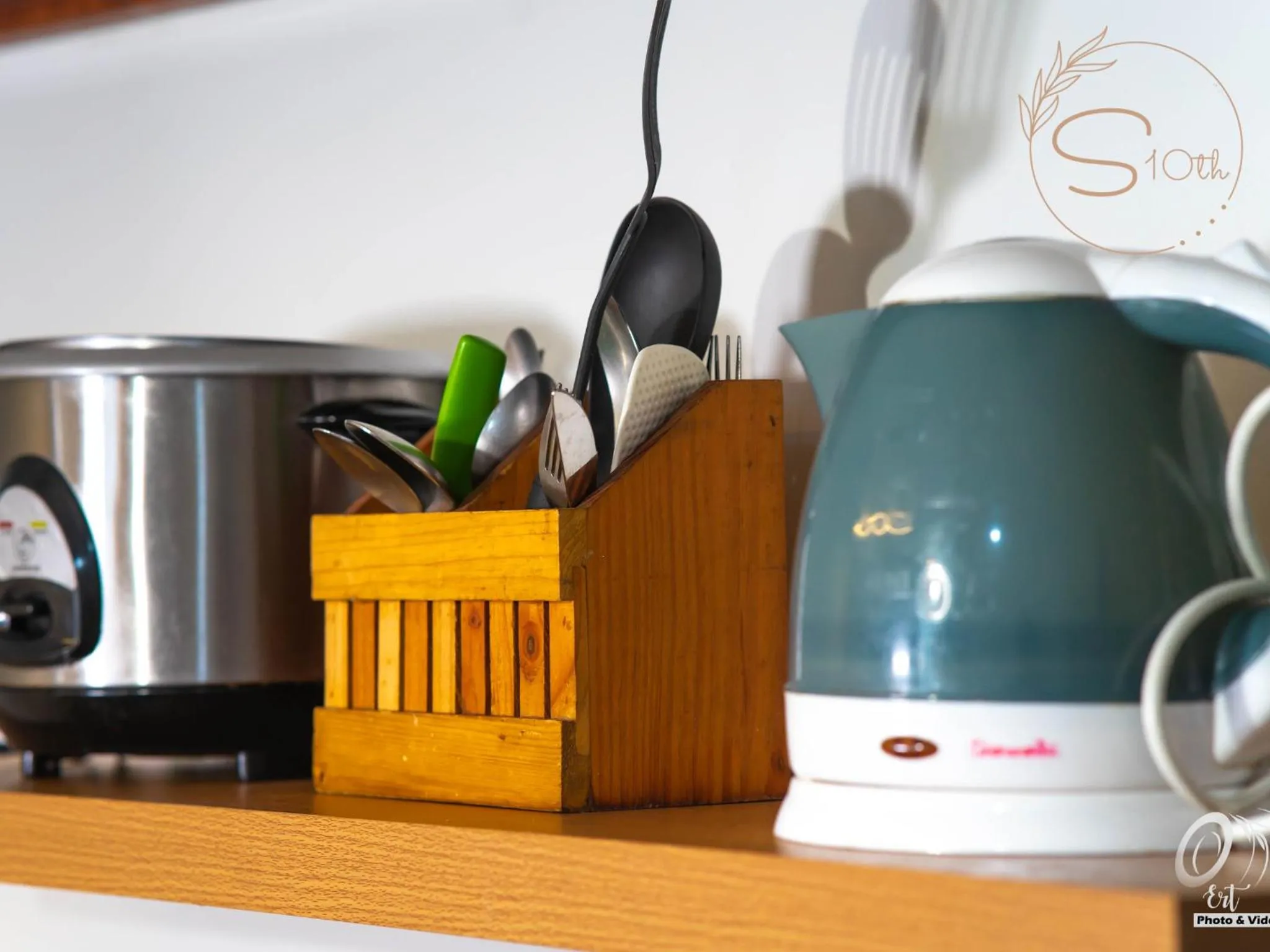 Summer10th Pinesuites Scandi Minimalist Deluxe