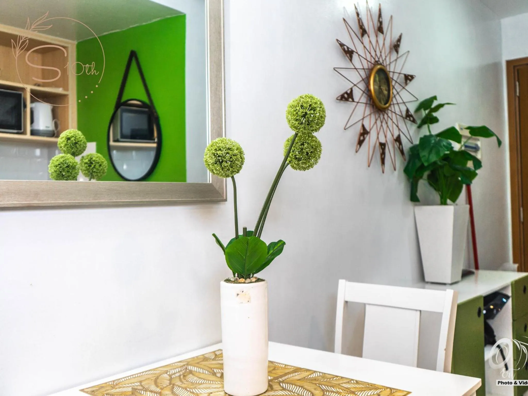 Summer10th Pinesuites Scandi Minimalist Deluxe