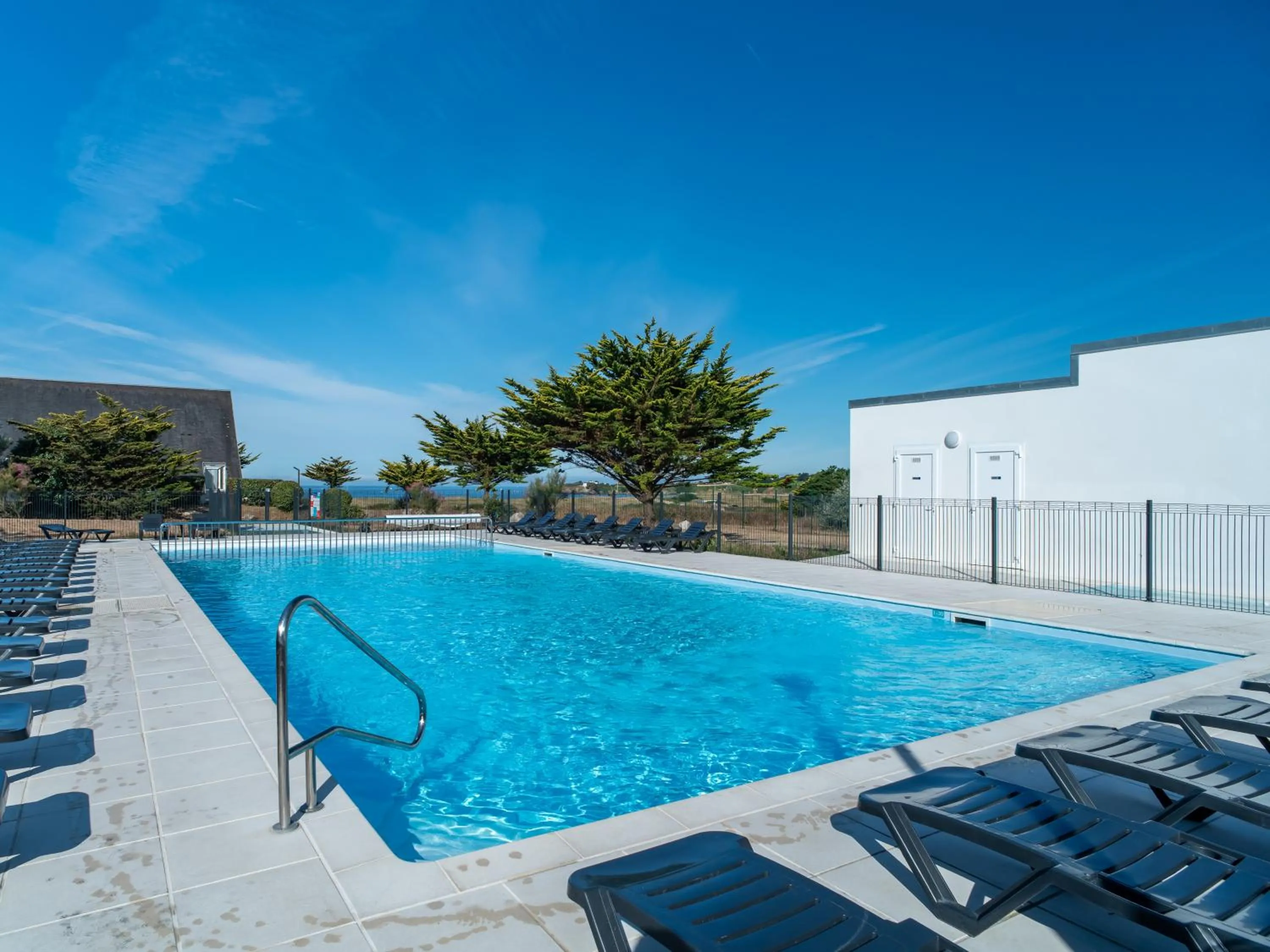 Swimming pool in Vacancéole - Sud Océan
