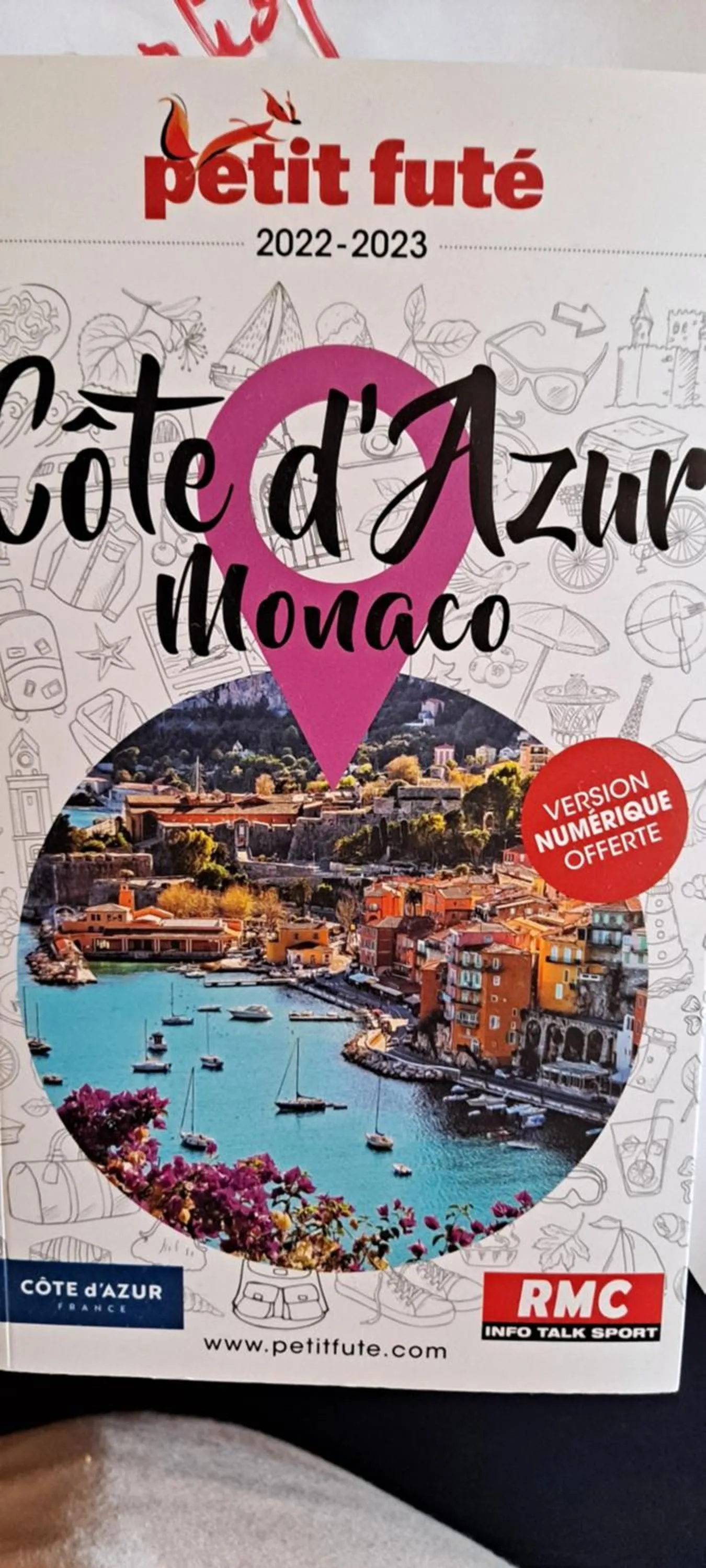 Area and facilities in Holidays In Provence Alpes Maritimes