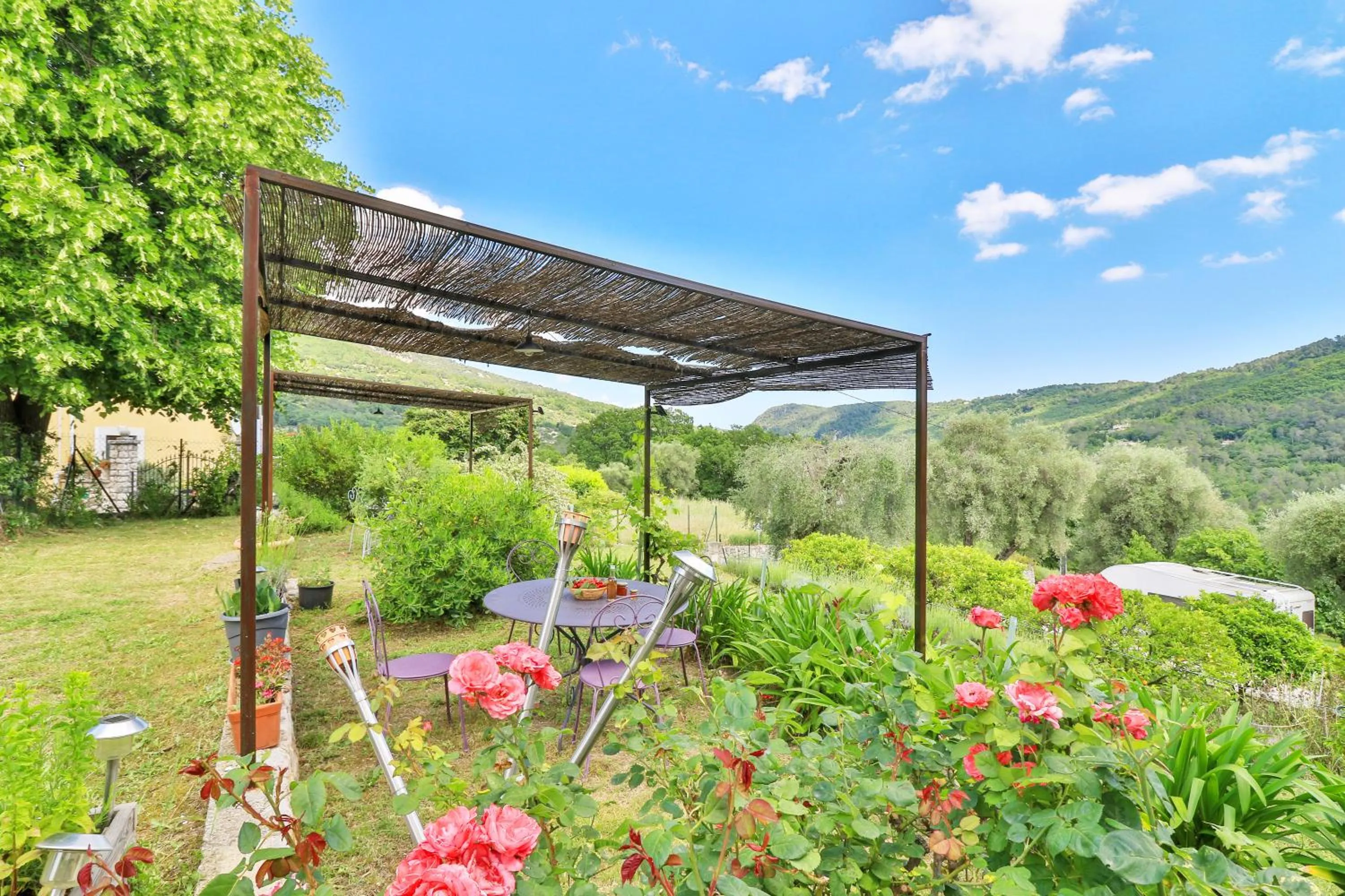 Garden in Holidays In Provence Alpes Maritimes