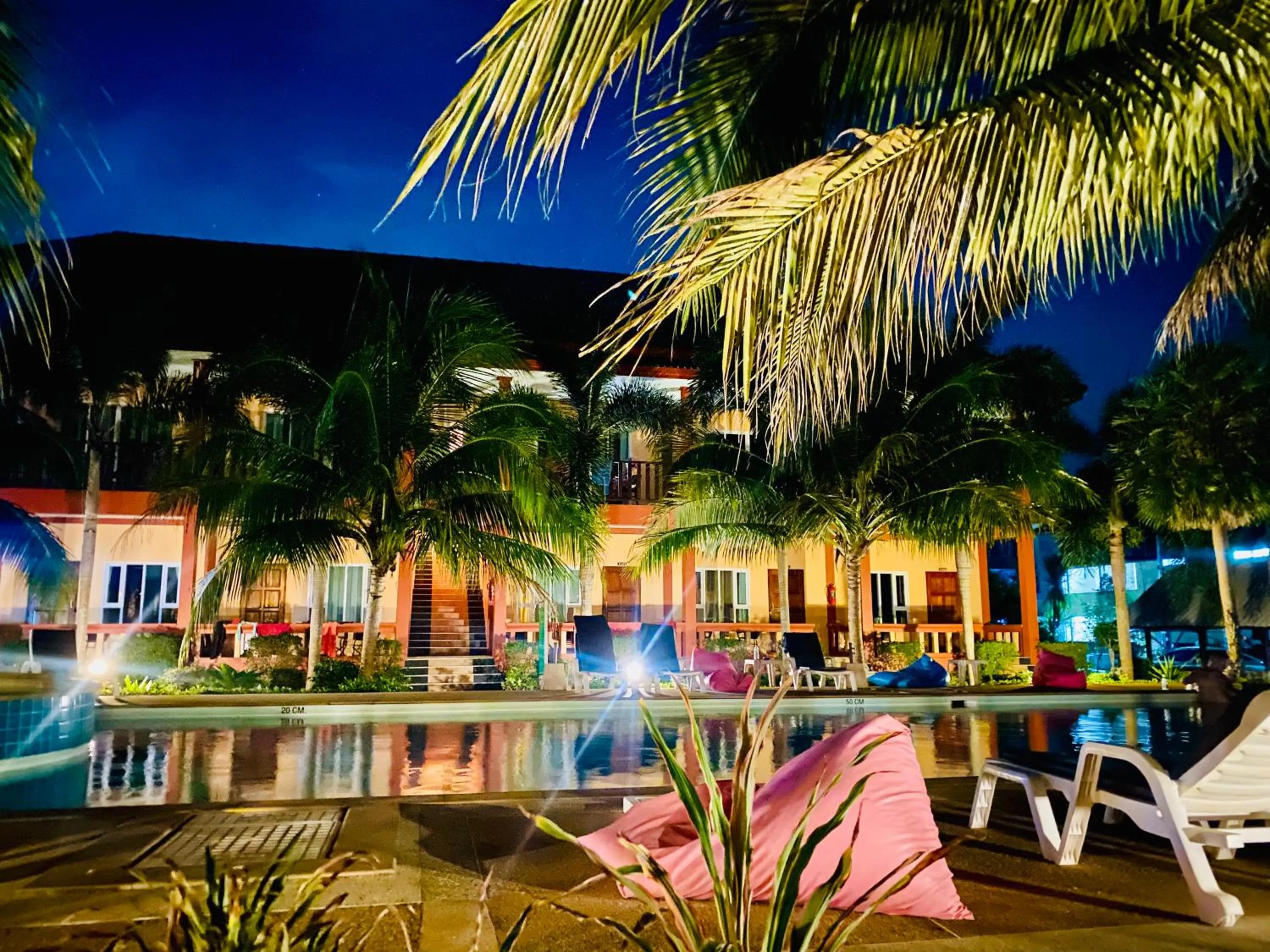 Property building in Peaceful Resort , Long Beach - Koh Lanta