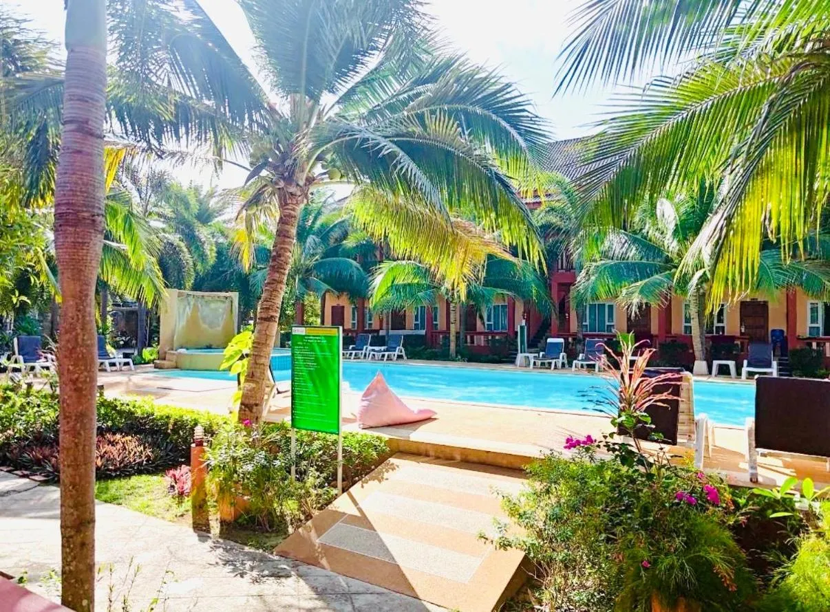 Peaceful Resort , Long Beach - Koh Lanta