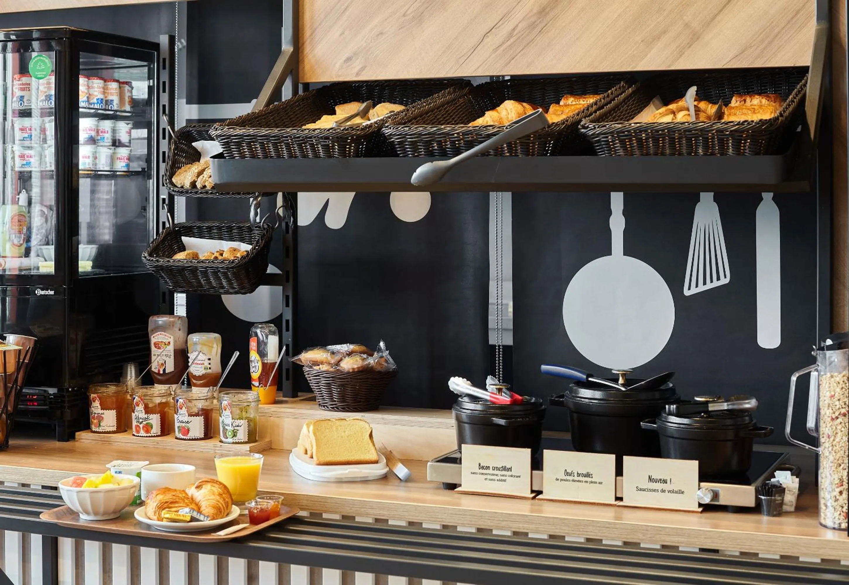 Breakfast in B&B HOTEL Bois d'Arcy Saint Quentin en Yvelines