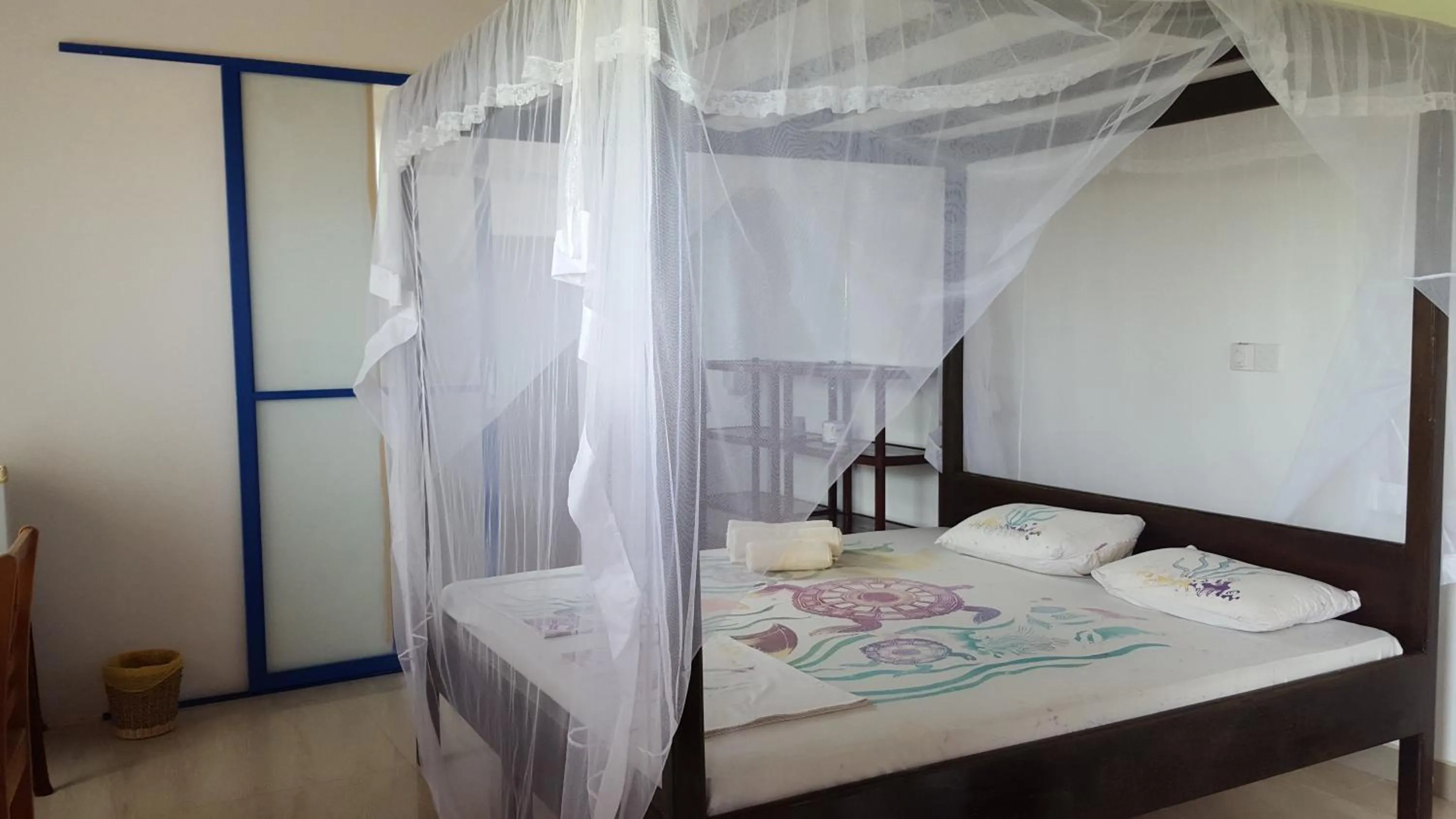 Bedroom, Bed in Edelweiss Resort