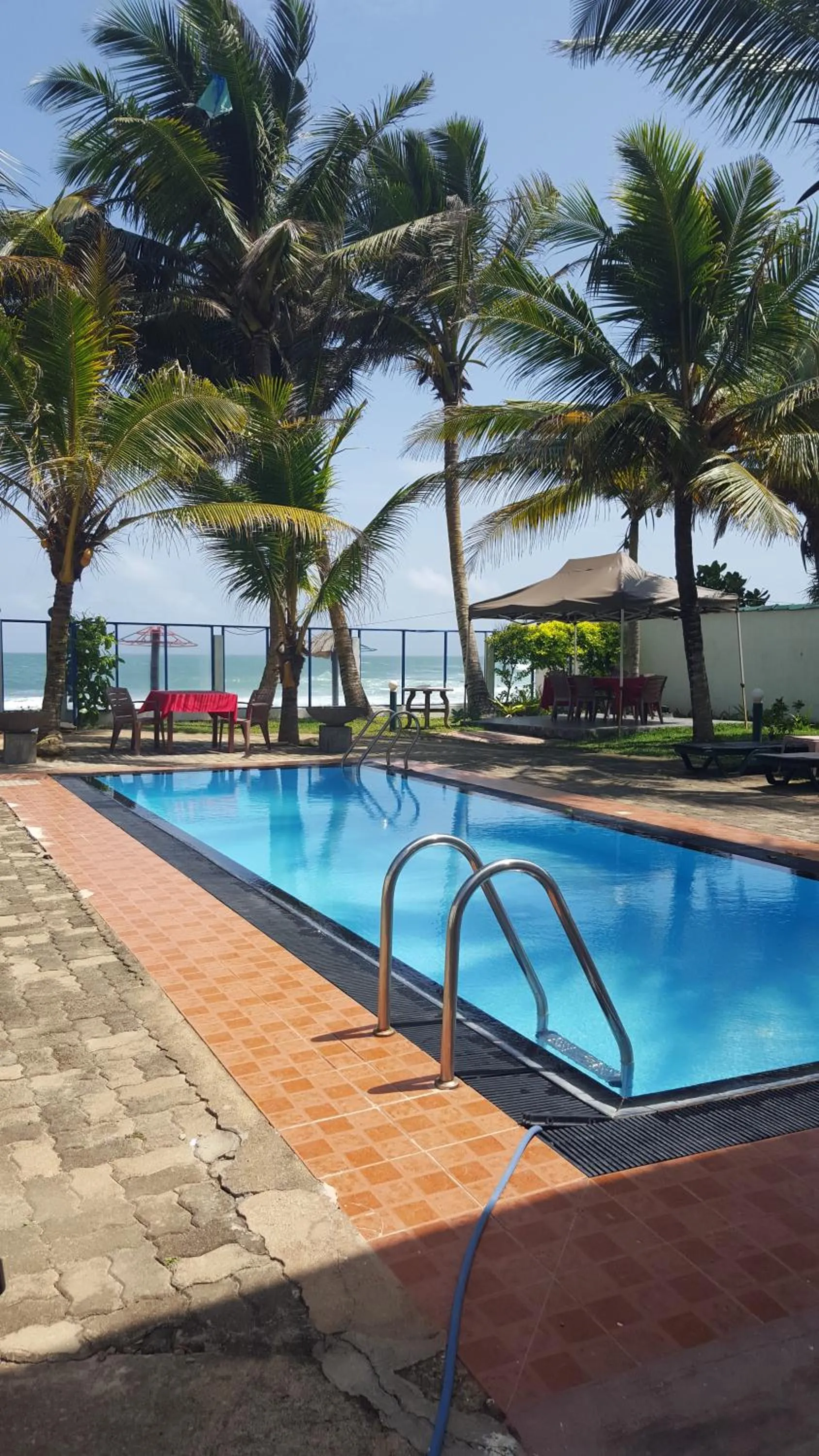 Swimming pool in Edelweiss Resort