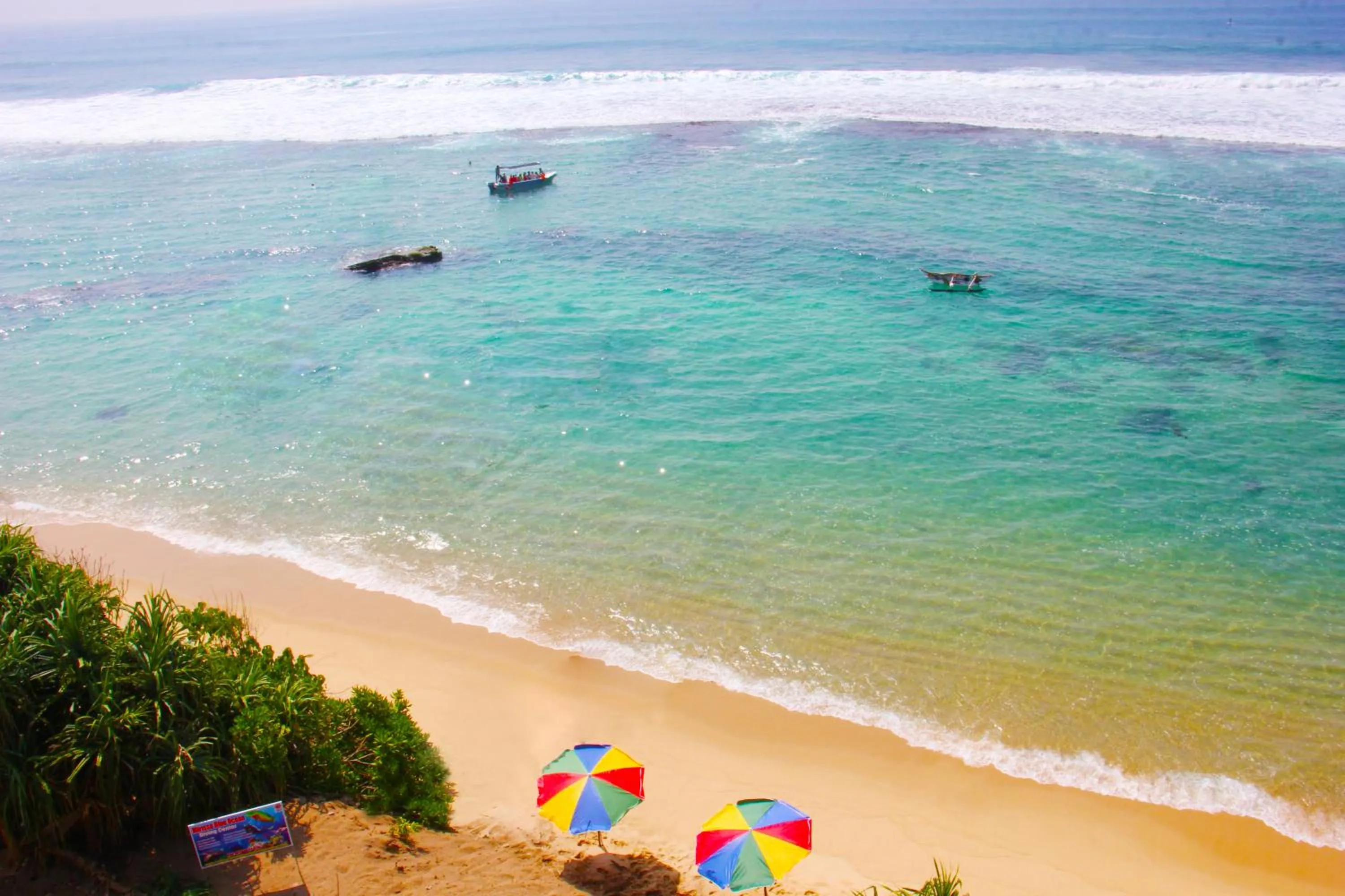Beach in Paradise Beach Resort & Diving school
