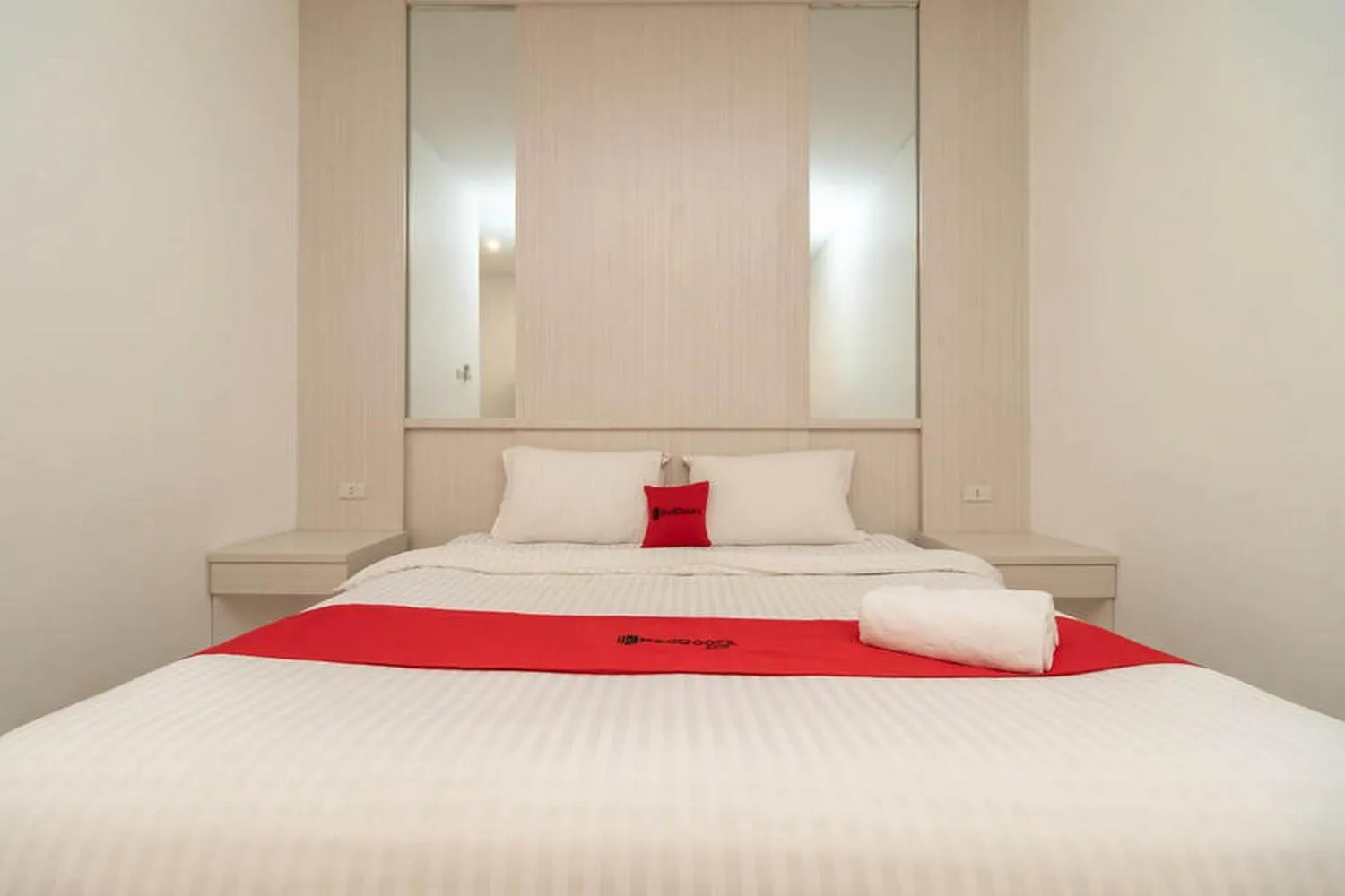 Bedroom, Bed in RedDoorz near Exit Tol Kotabaru ITERA Lampung