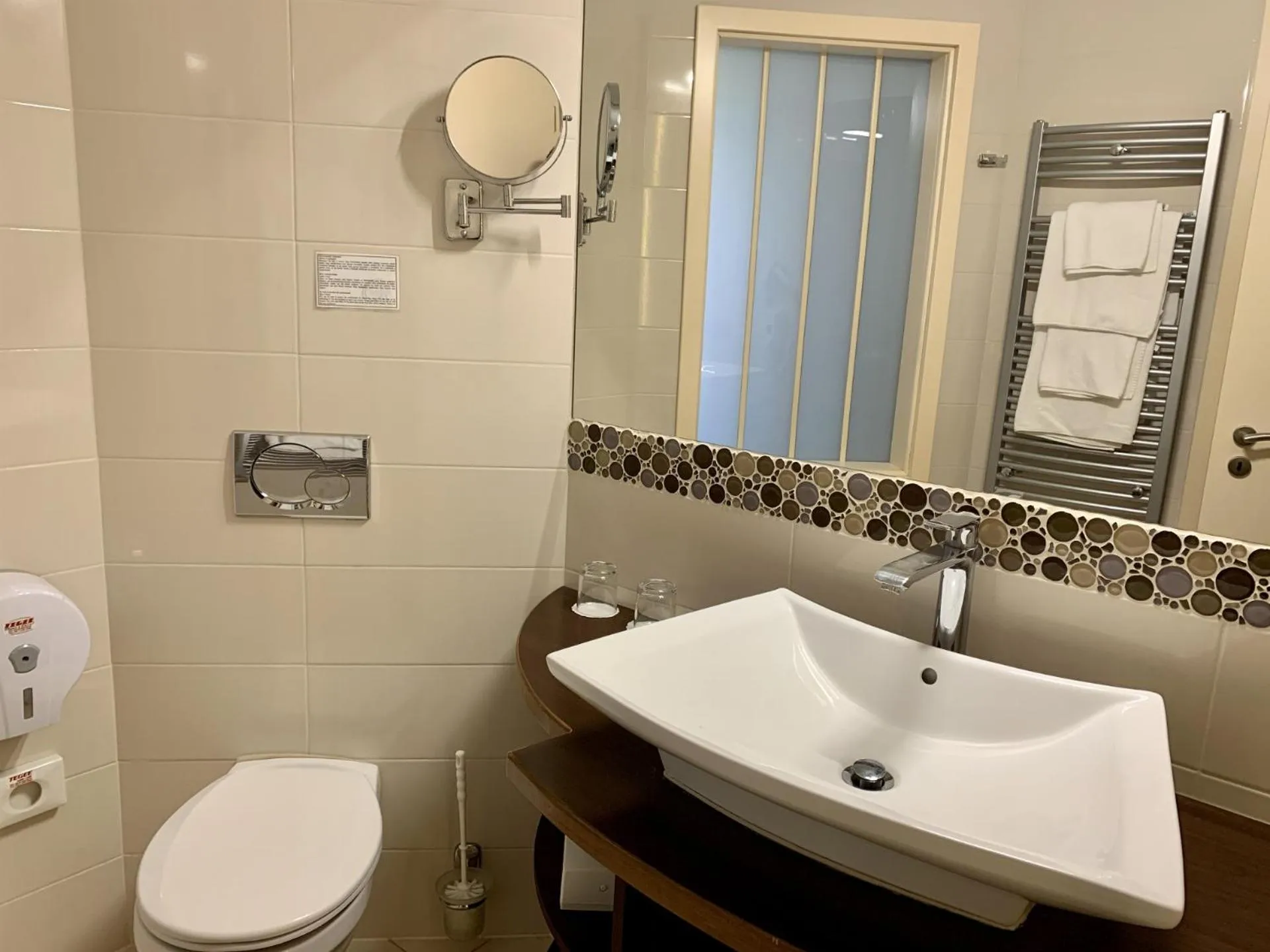 Bathroom in Granada Conference, Wellness and Sport Hotel