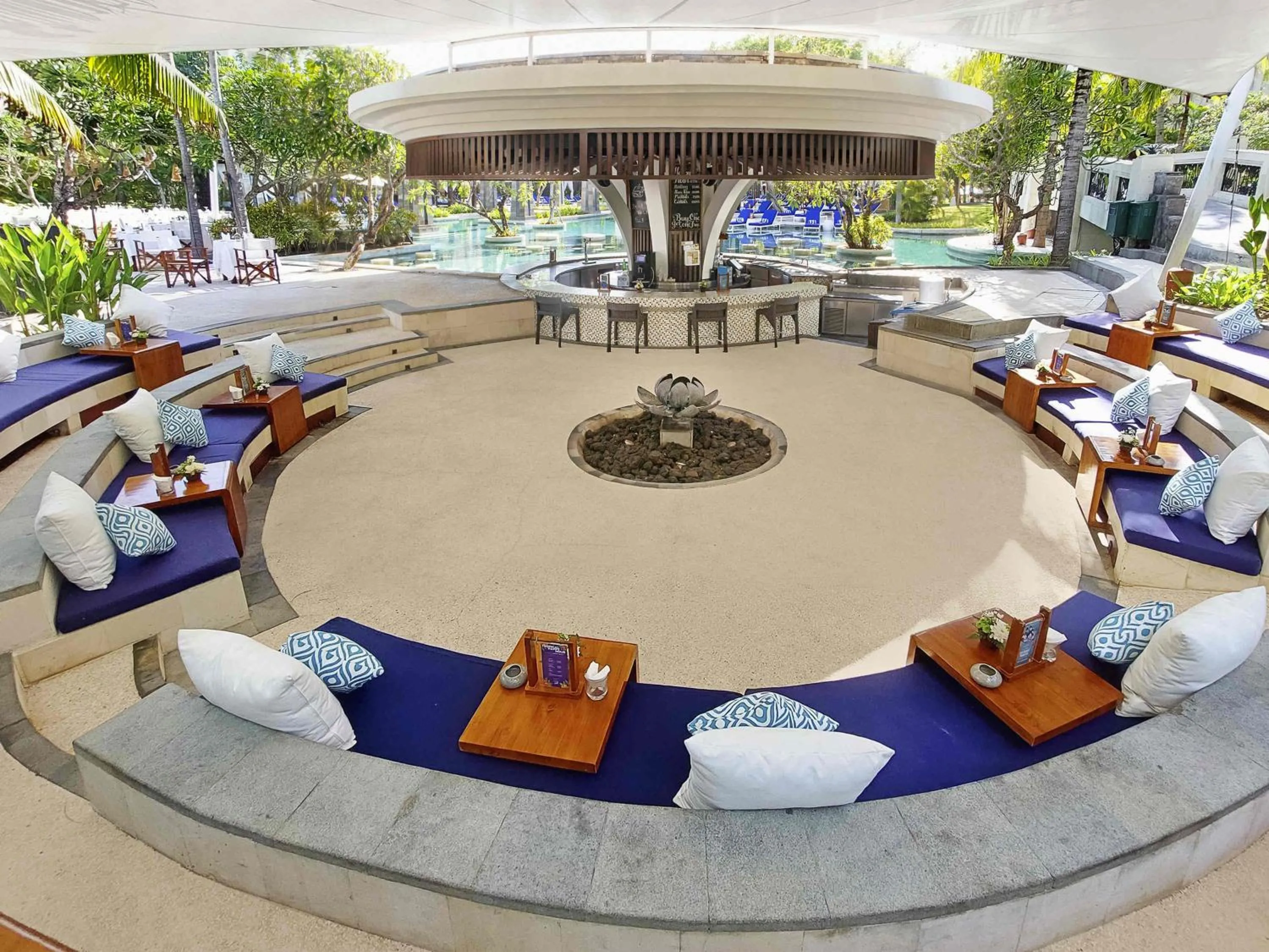 Lounge or bar in Sofitel Bali Nusa Dua Beach Resort