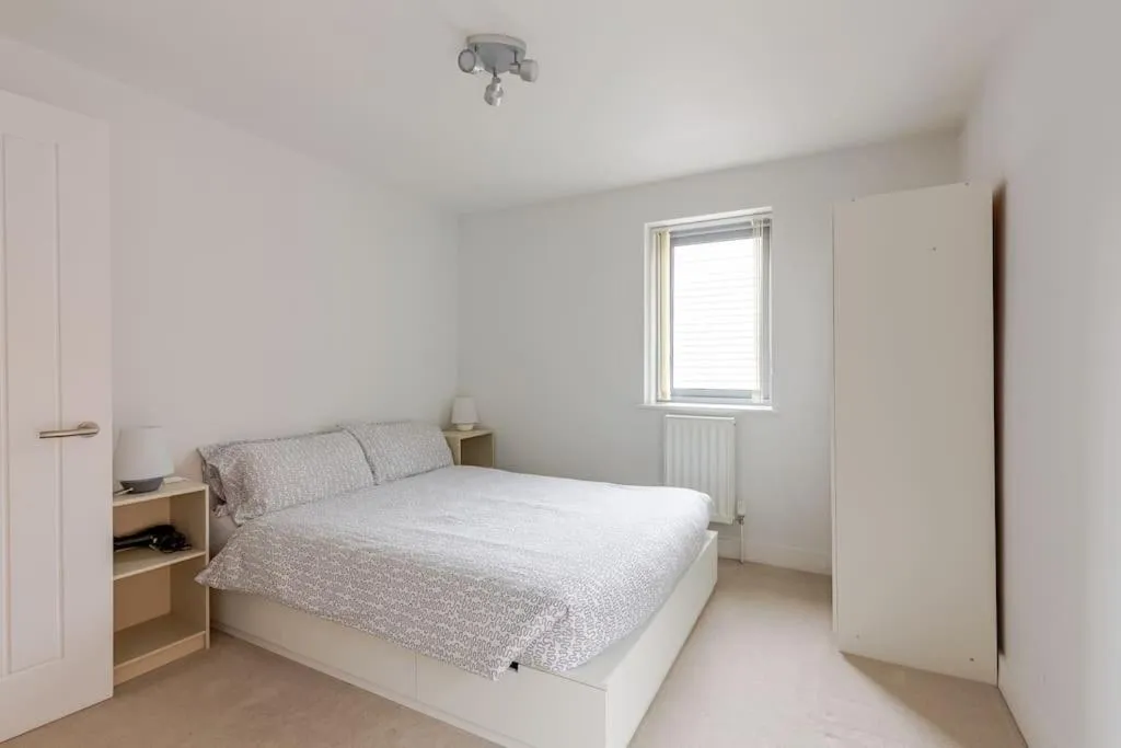 Bedroom, Bed in Modern City Centre House with Free Parking