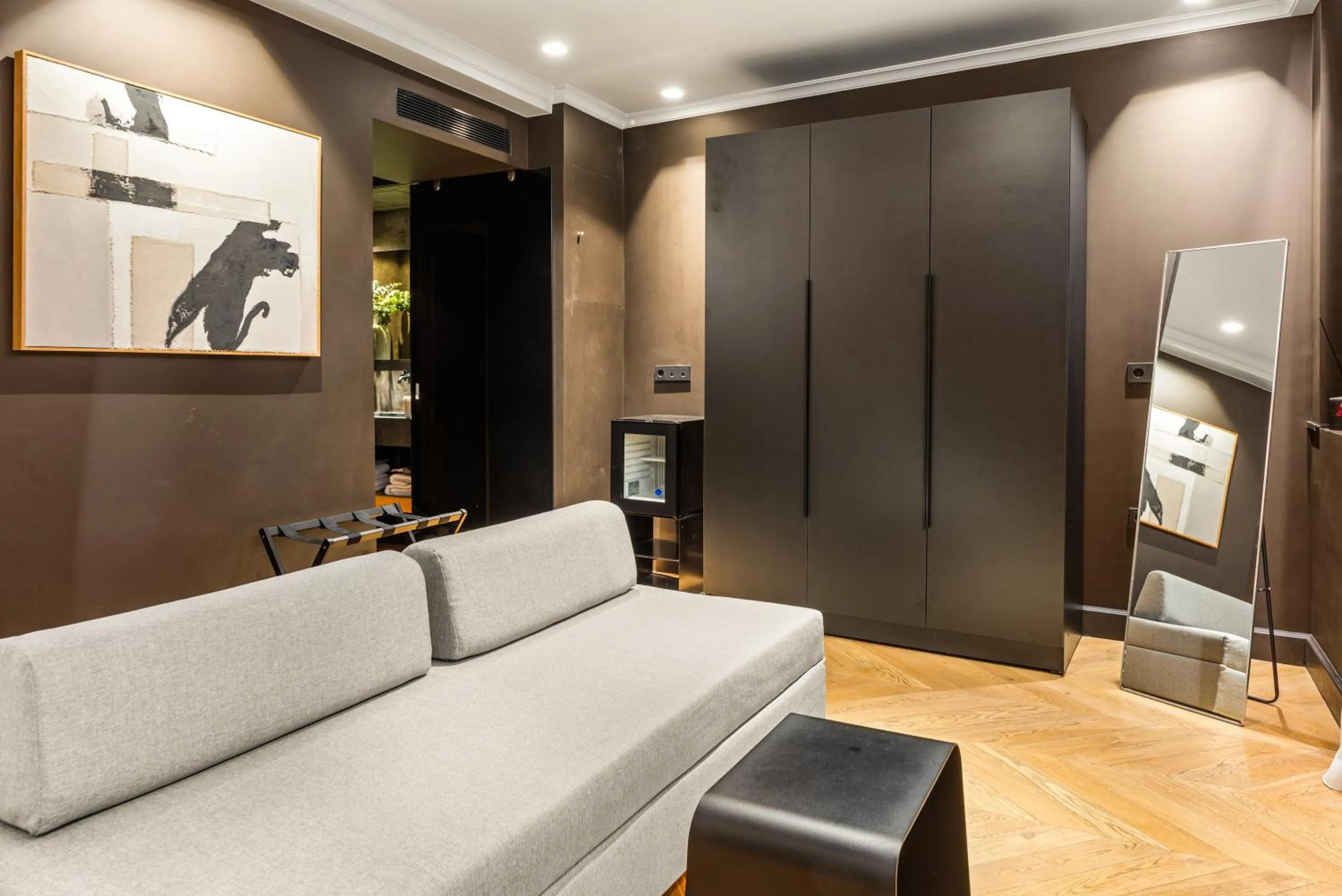 Living room in Athens Dom Hotel