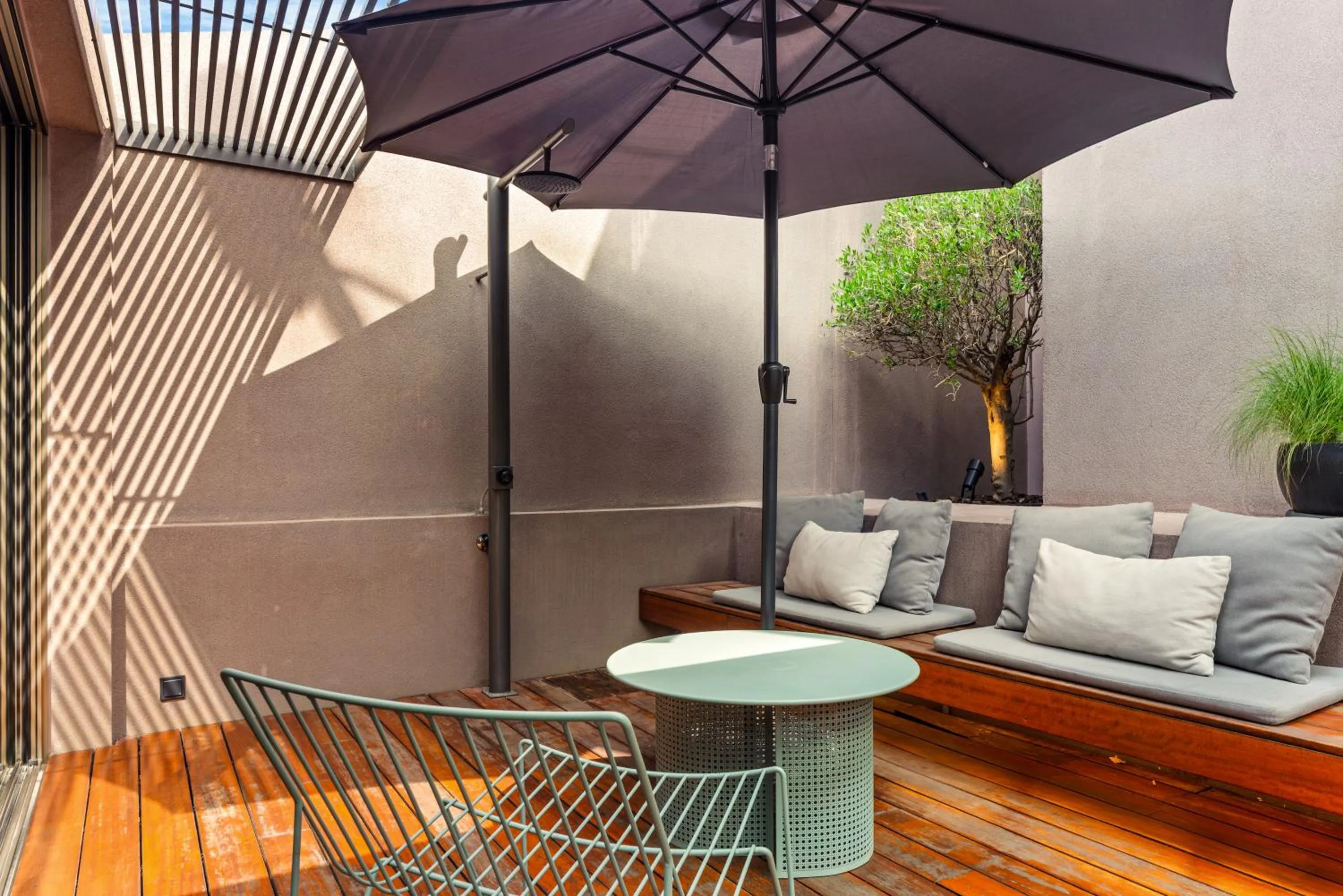 Patio in Athens Dom Hotel