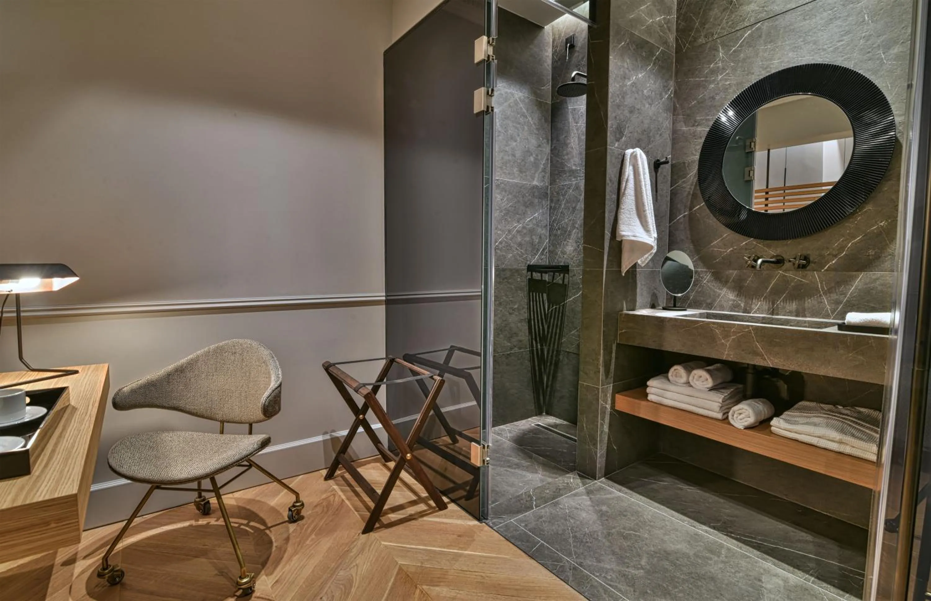 Shower in Nikiou Suites Luxury Residence