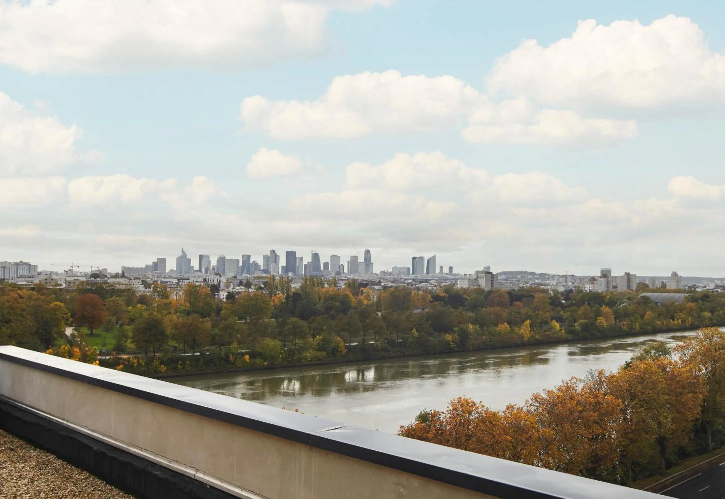 City view in B&B HOTEL Argenteuil